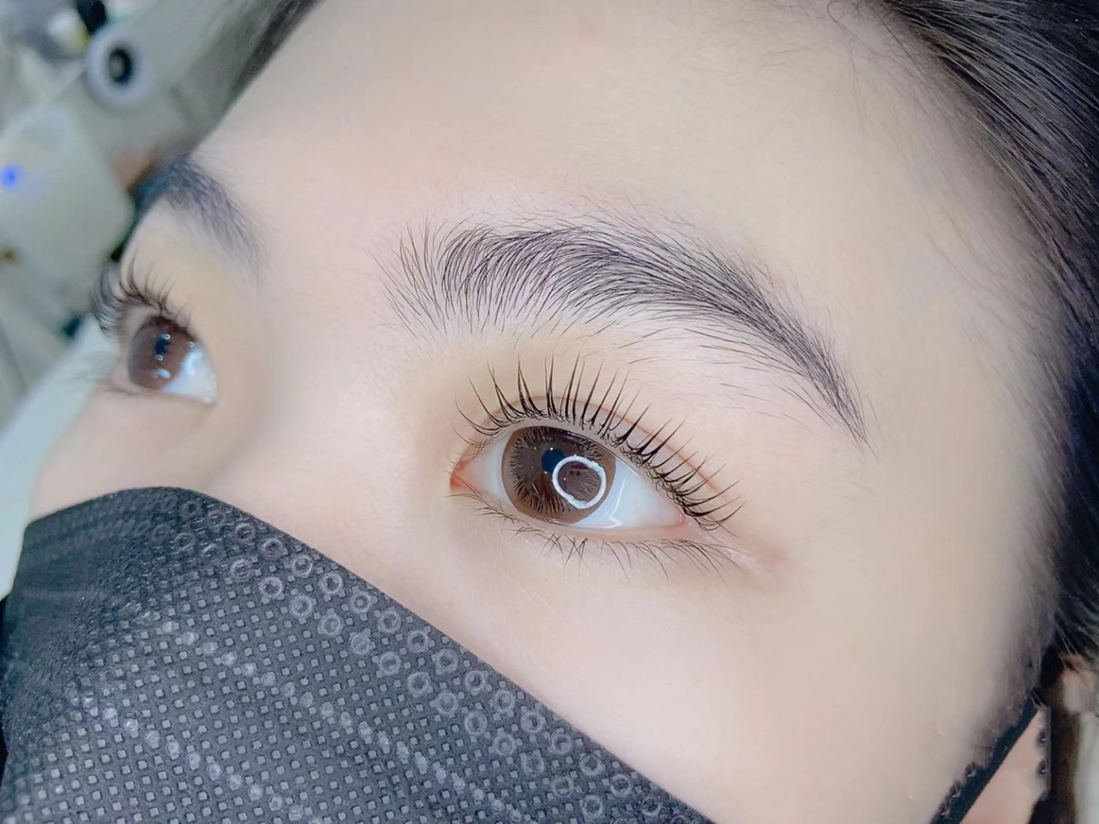 マツエク・マツパ バインドロック カラーマツエク フラットラッシュ ナチュラル パリジェンヌラッシュリフト YK• マツエクサロンのマツエク・マツパデザイン