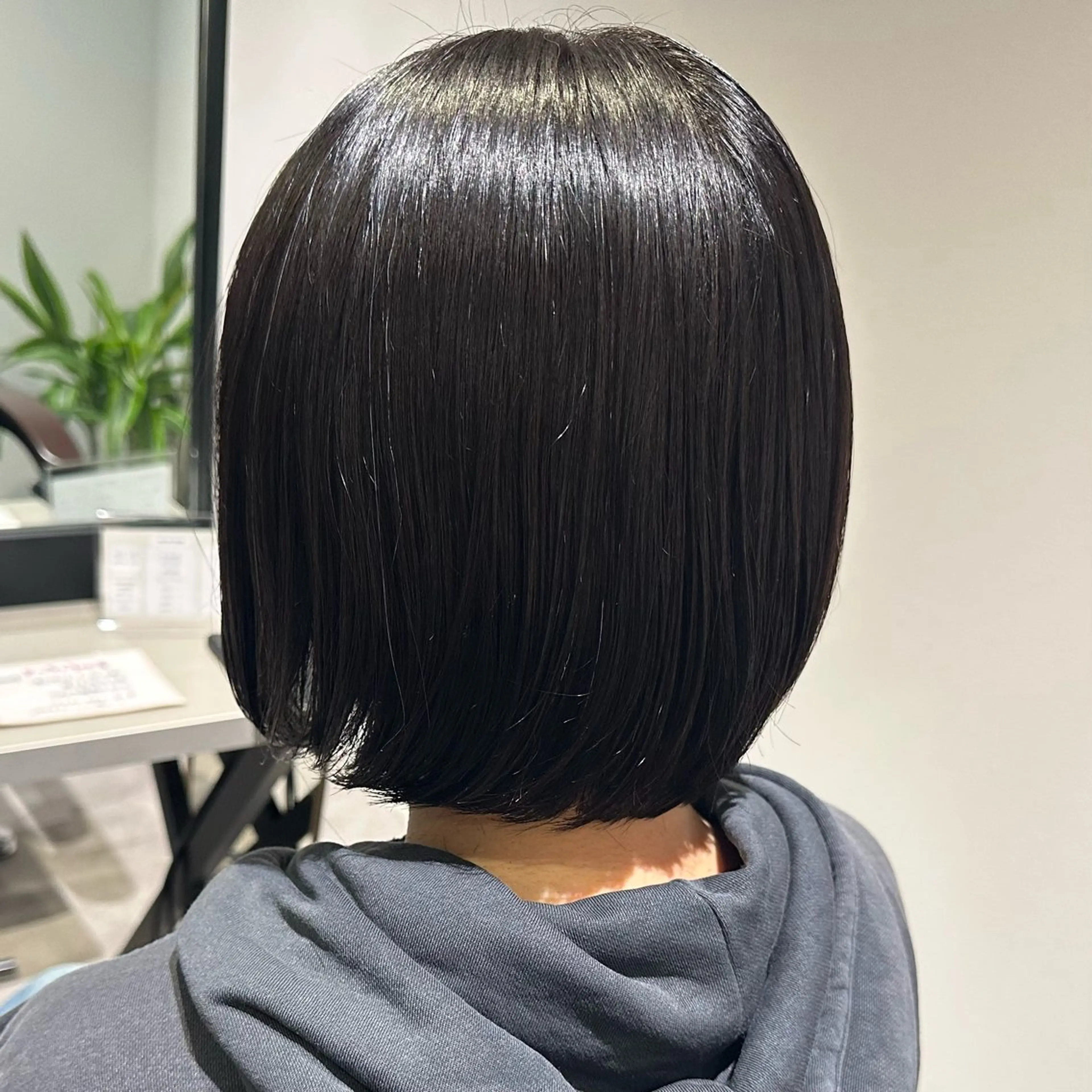 ミディアム カラー アッシュ カット ヘアカラー MIRUKA/ 暖色カラー/ベージュのヘアスタイル