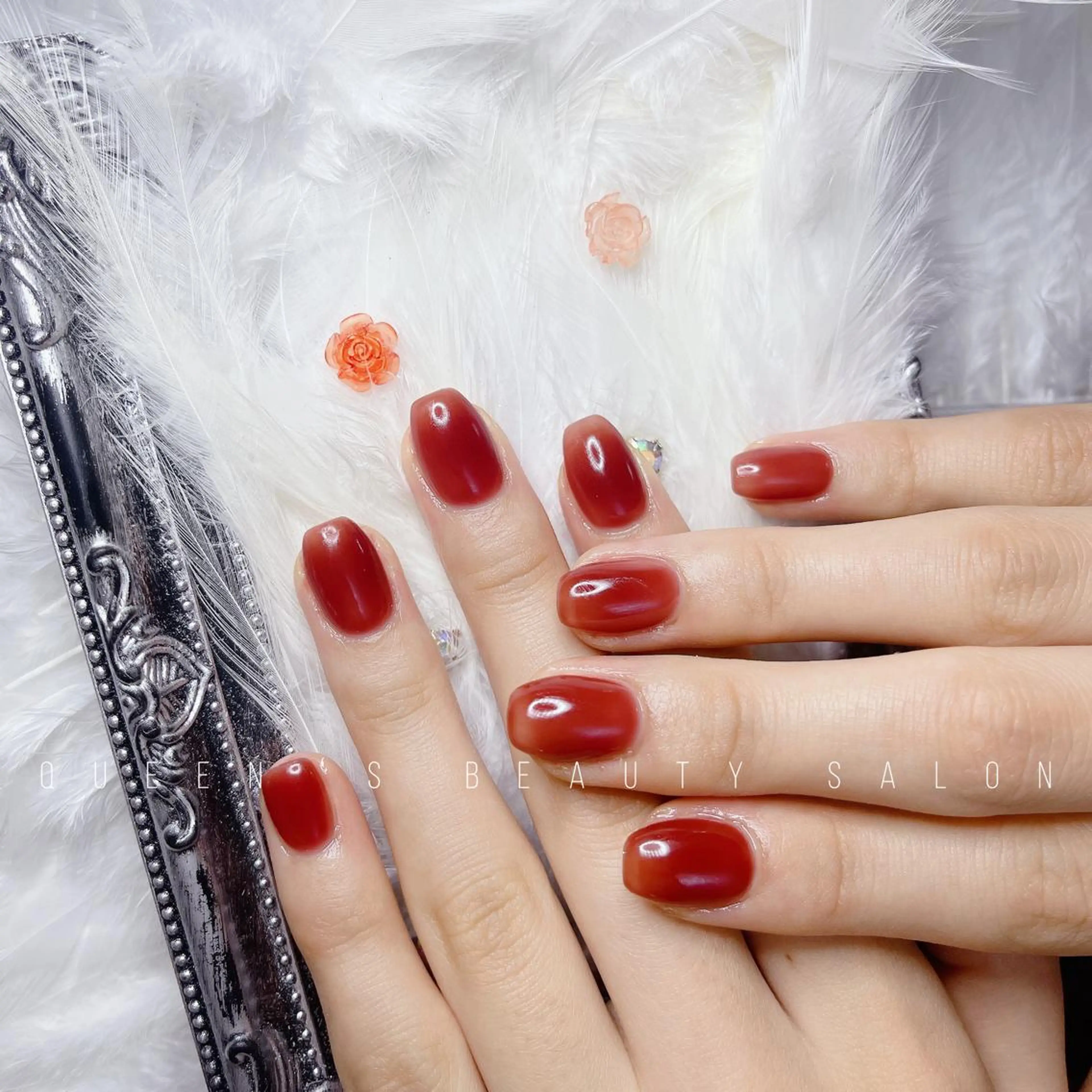 ネイル ハンドネイル Queens マオのネイルデザイン