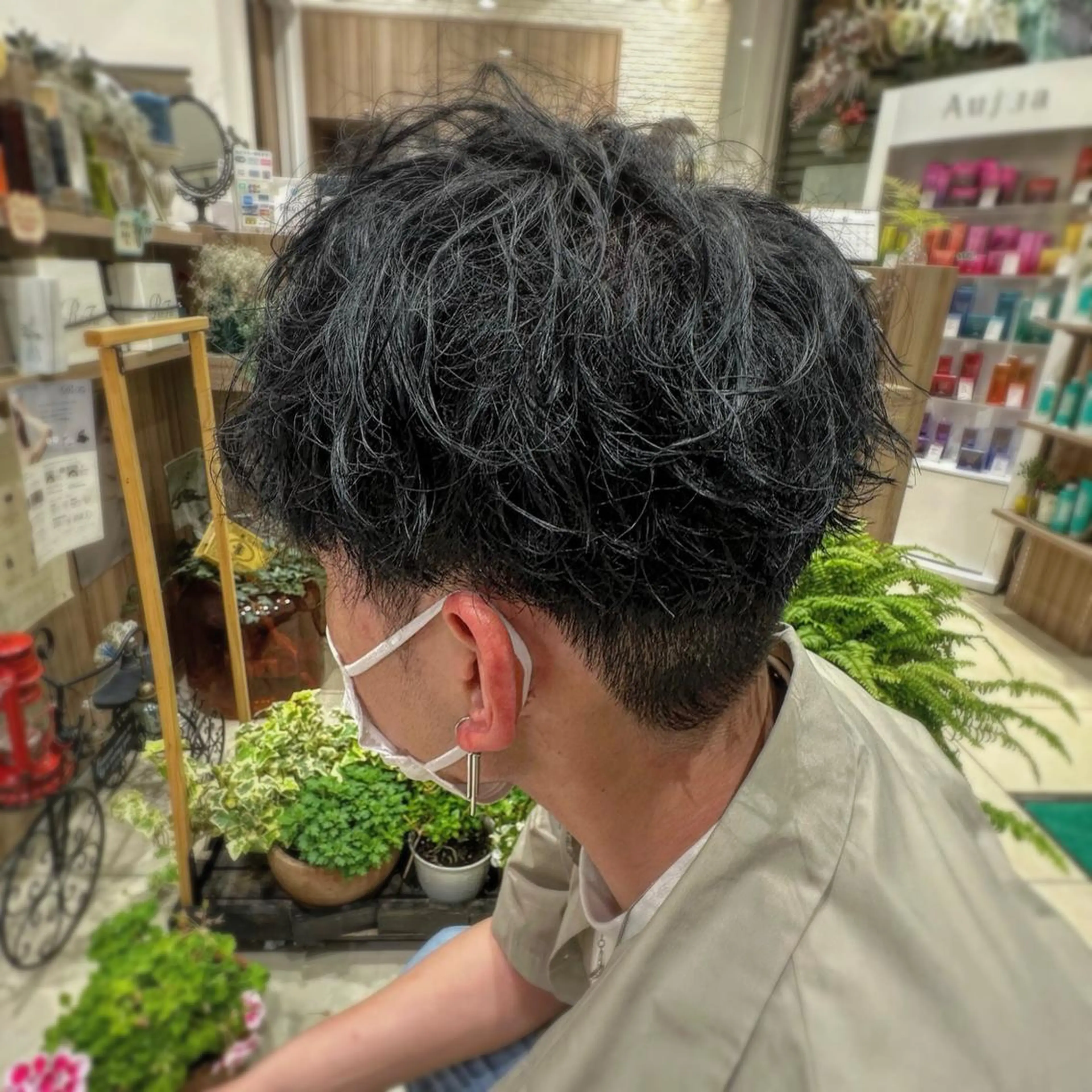 カラー メンズ メンズ就活ヘア 黒髪 ブルーカラー ブルーブラック ヘアカラー Miyu🦄ash メンズカット/まつげのヘアスタイル