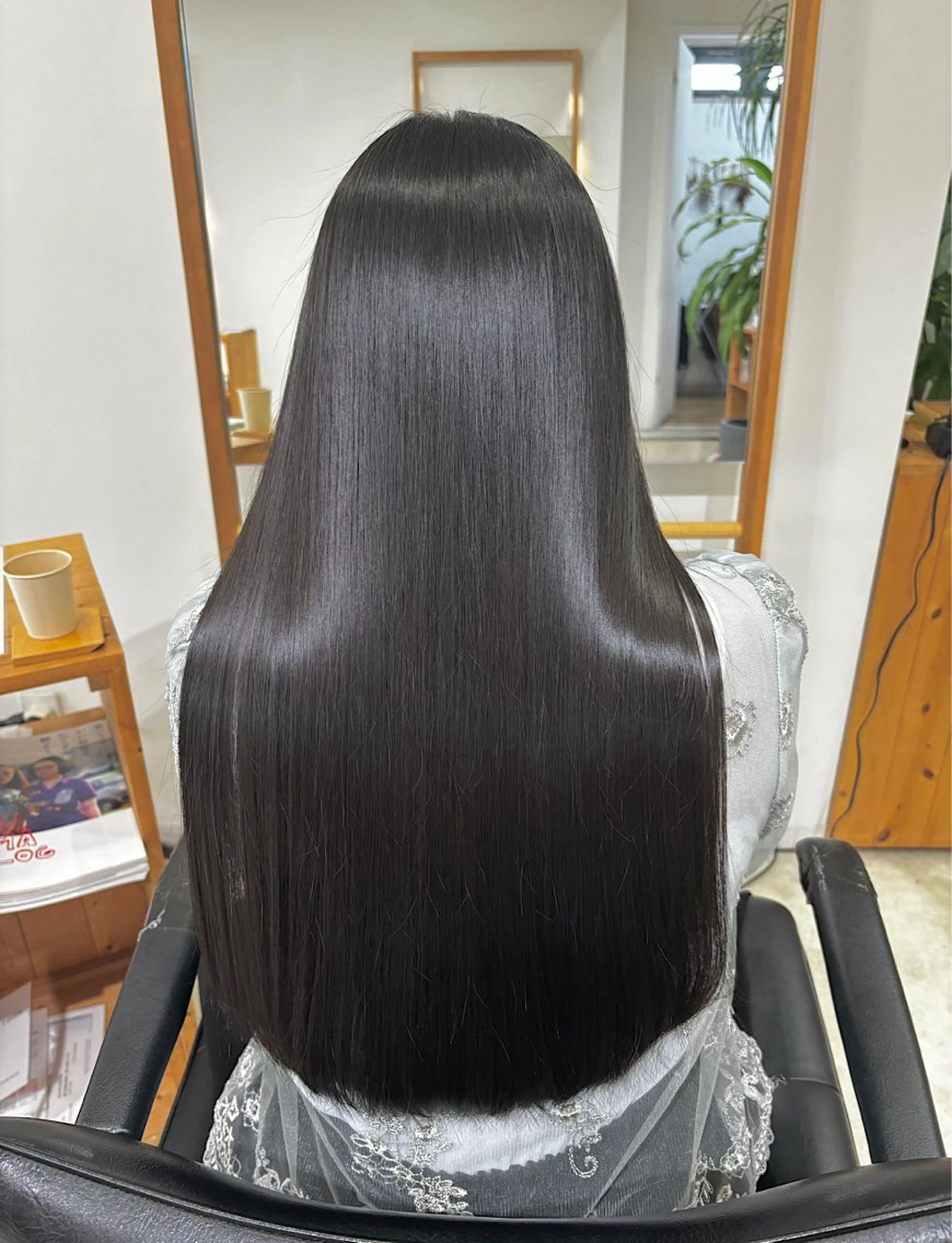 ロング カット ヘアカラー トリートメント hoNua. 栄/透明感カラーのヘアスタイル