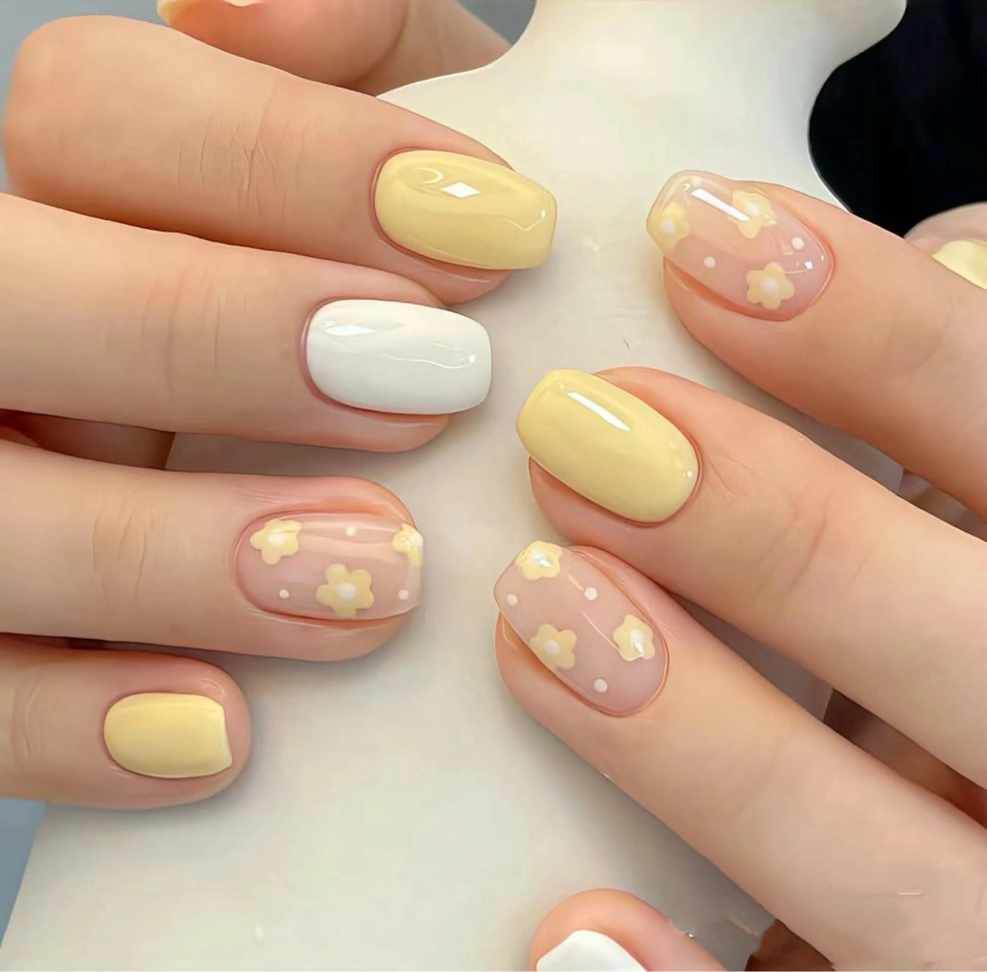 ネイル ハンドネイル Rika Nail ellaのネイルデザイン