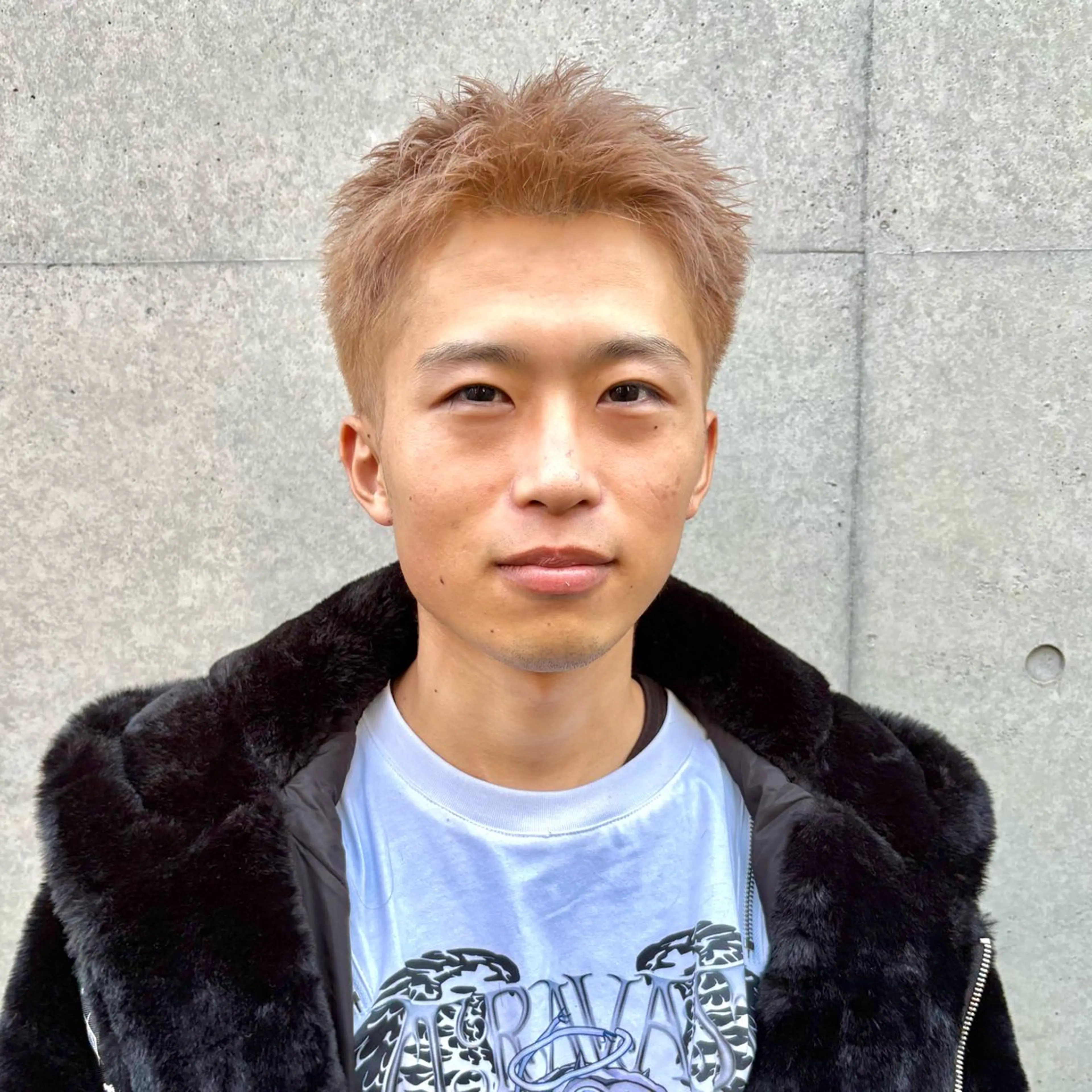 ショート カラー メンズ メンズブリーチ メンズハイトーン スパイキーショート ベージュカラー ブリーチ カット ヘアカラー 🌊メンズ特化🌊 ハイトーン/るきのヘアスタイル