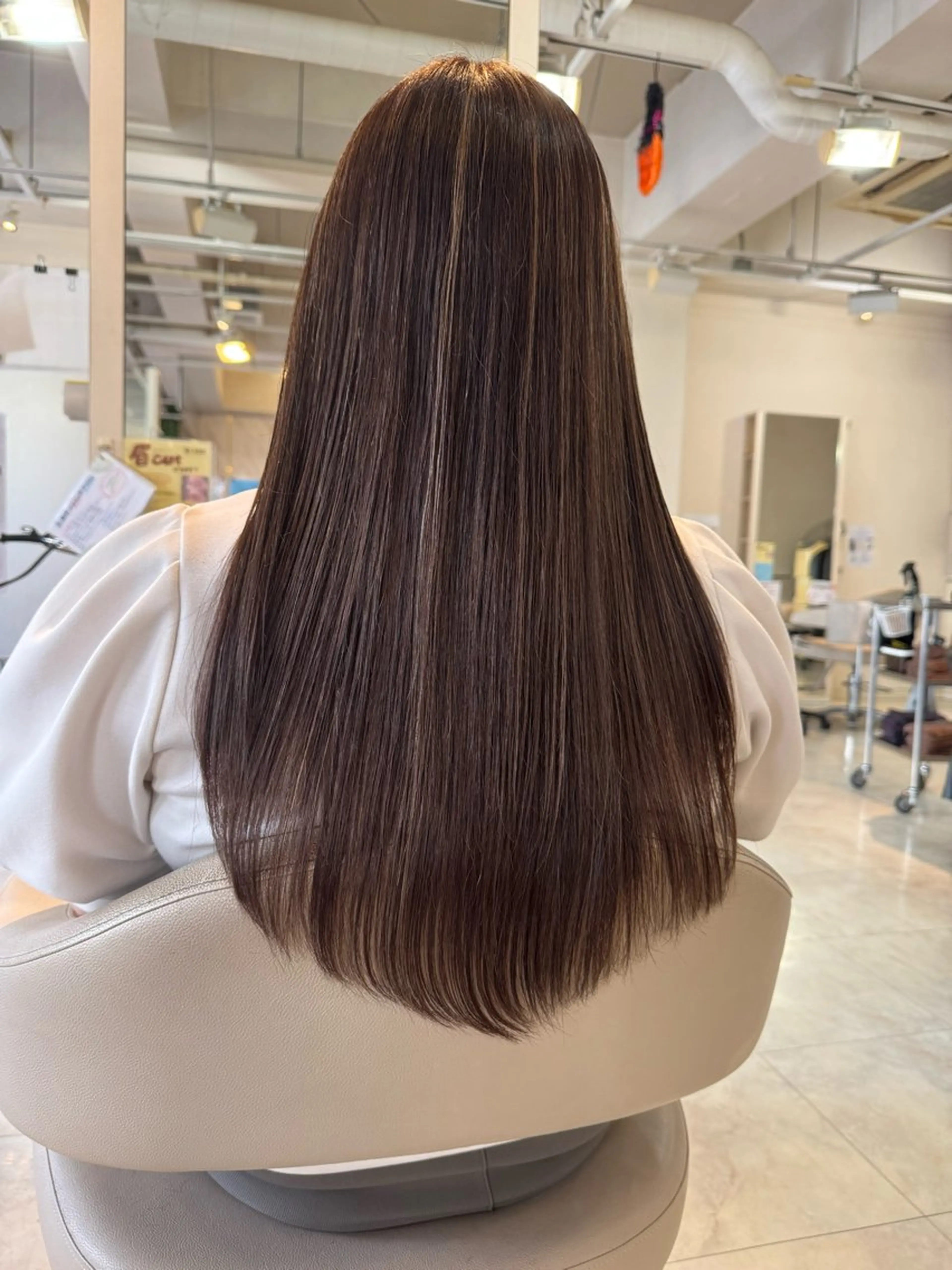 ロング カット ヘアカラー トリートメント 本田 卓也のヘアスタイル