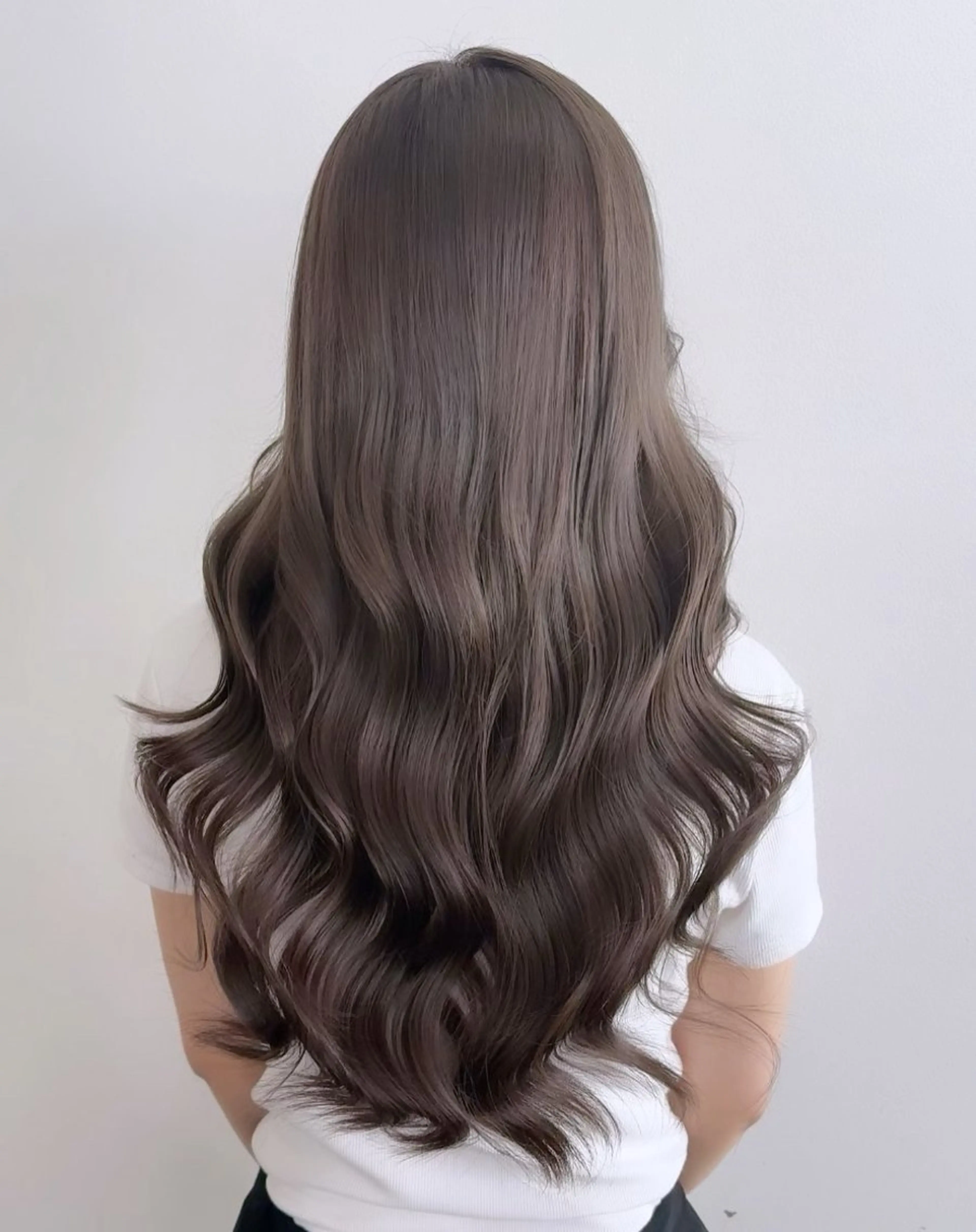 ロング ボブ くびれヘア 髪質改善 韓国風ヘア レイヤーカット 【ioe岡本】🐶 向井歩のヘアスタイル