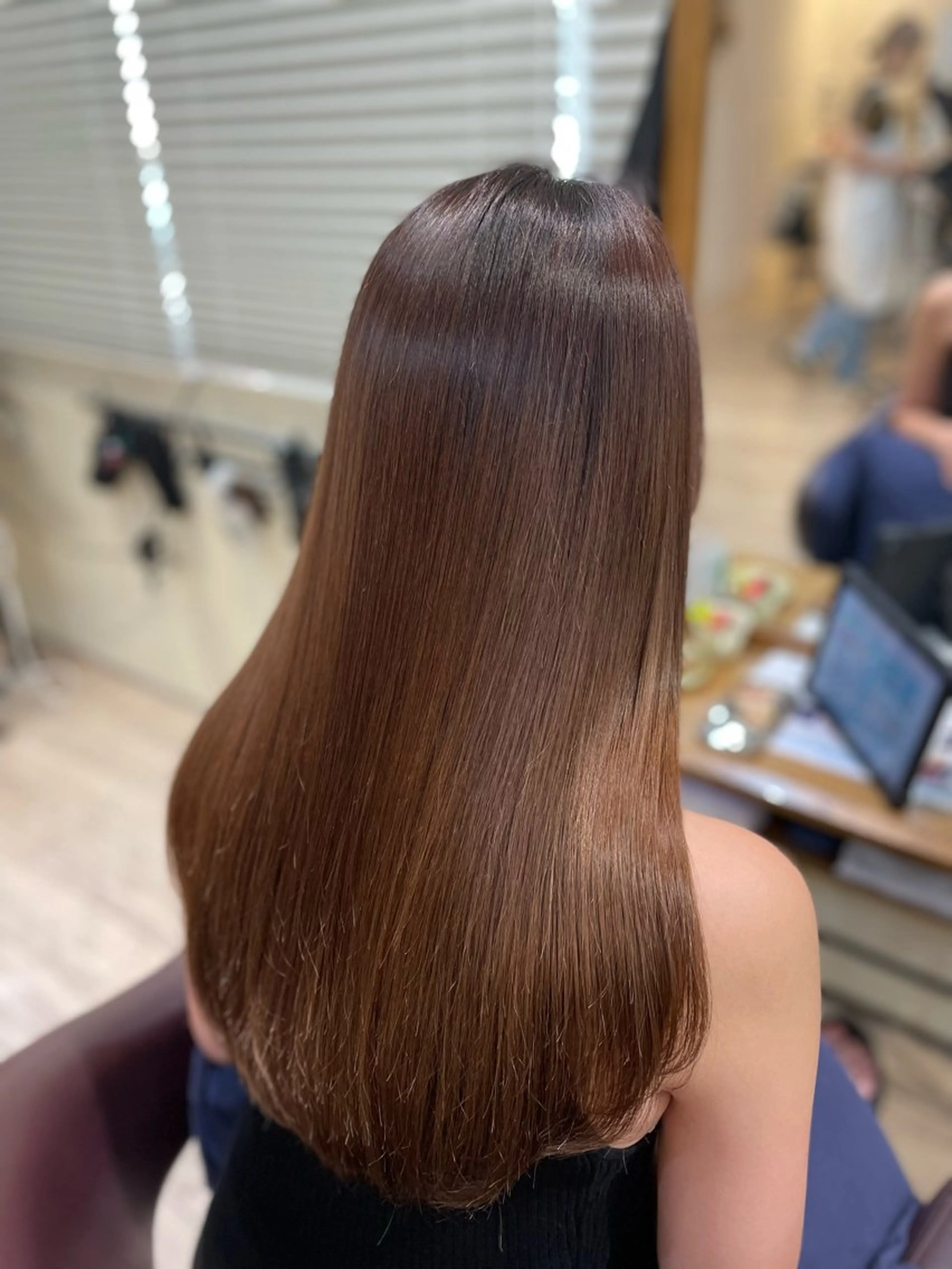 ロング 茅野 あゆ美のヘアスタイル