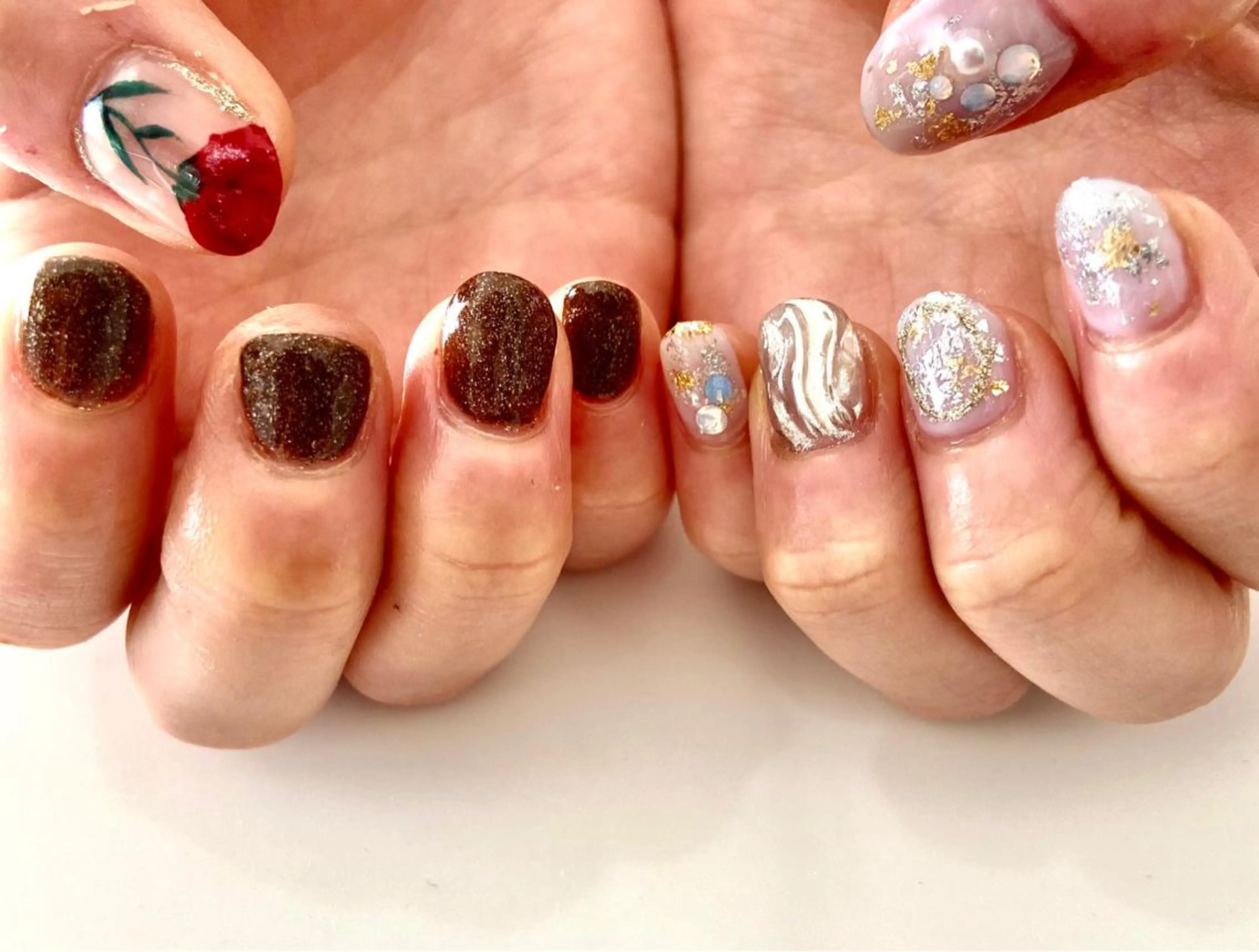 ネイル 持ち込み ハンドネイル lulucharis nailのネイルデザイン