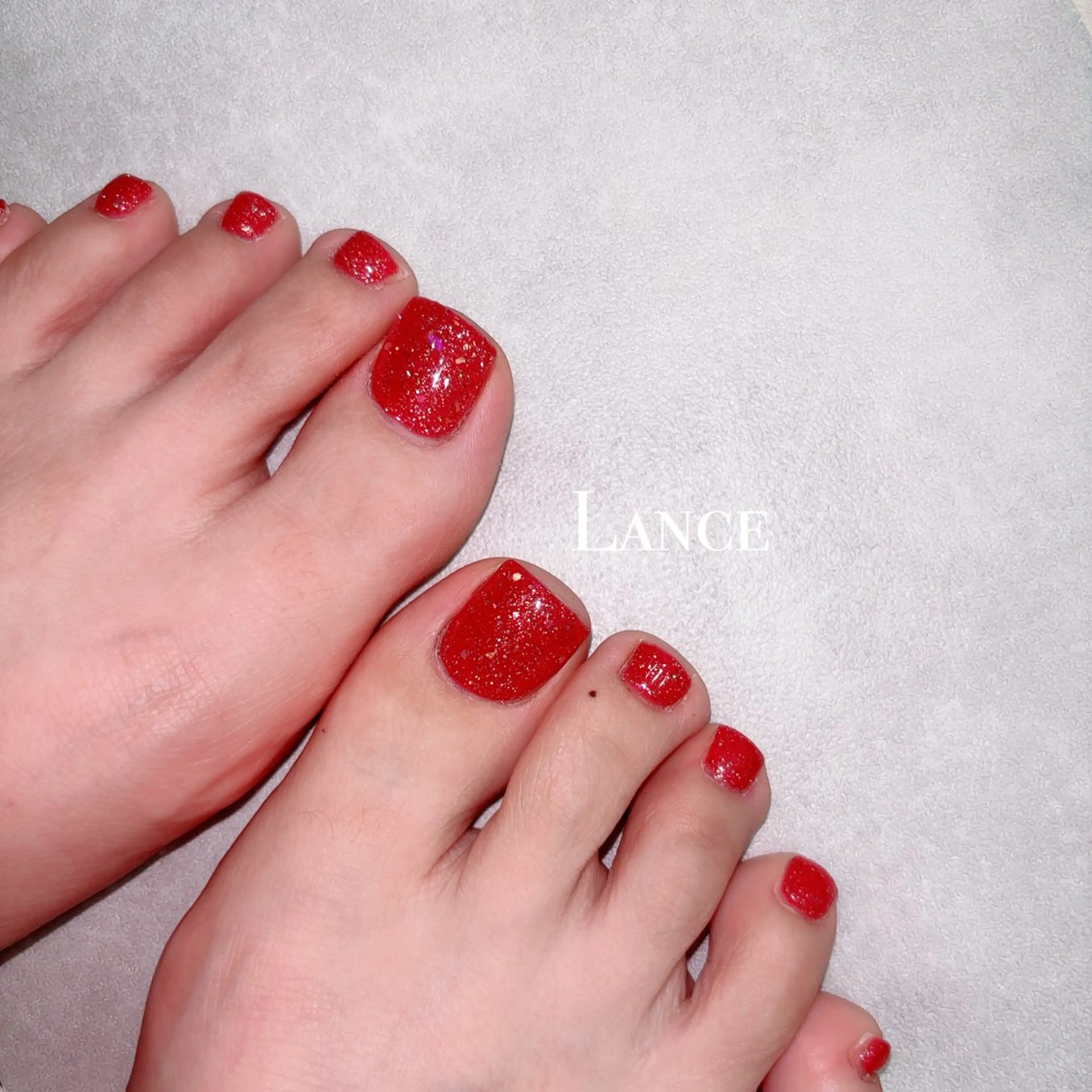 ネイル キラキラネイル 韓国ネイル マグネットネイル 春ネイル ワンホンネイル フットネイル Lance nailのネイルデザイン