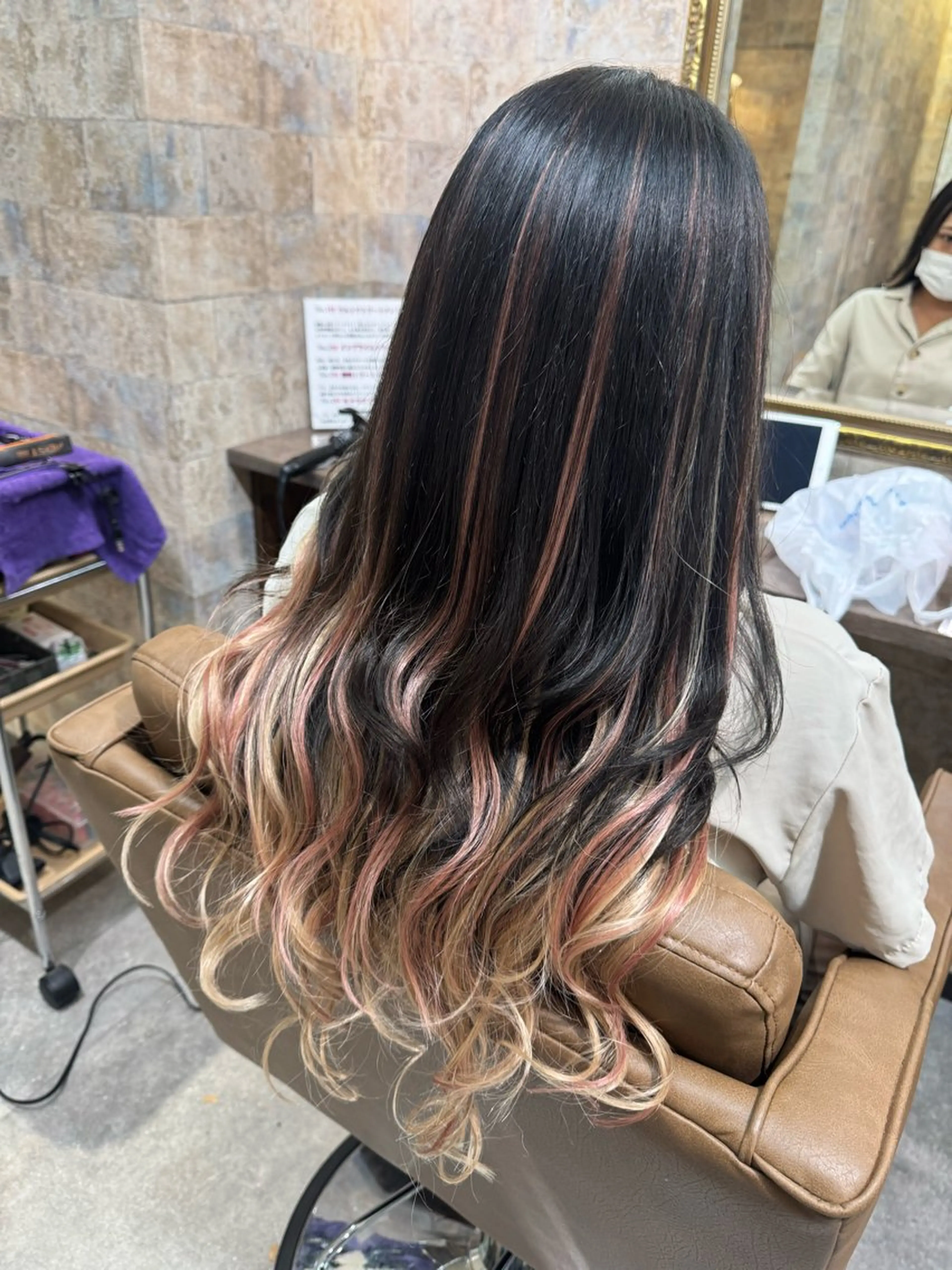 ミディアム エクステ Arphy/ /のヘアスタイル