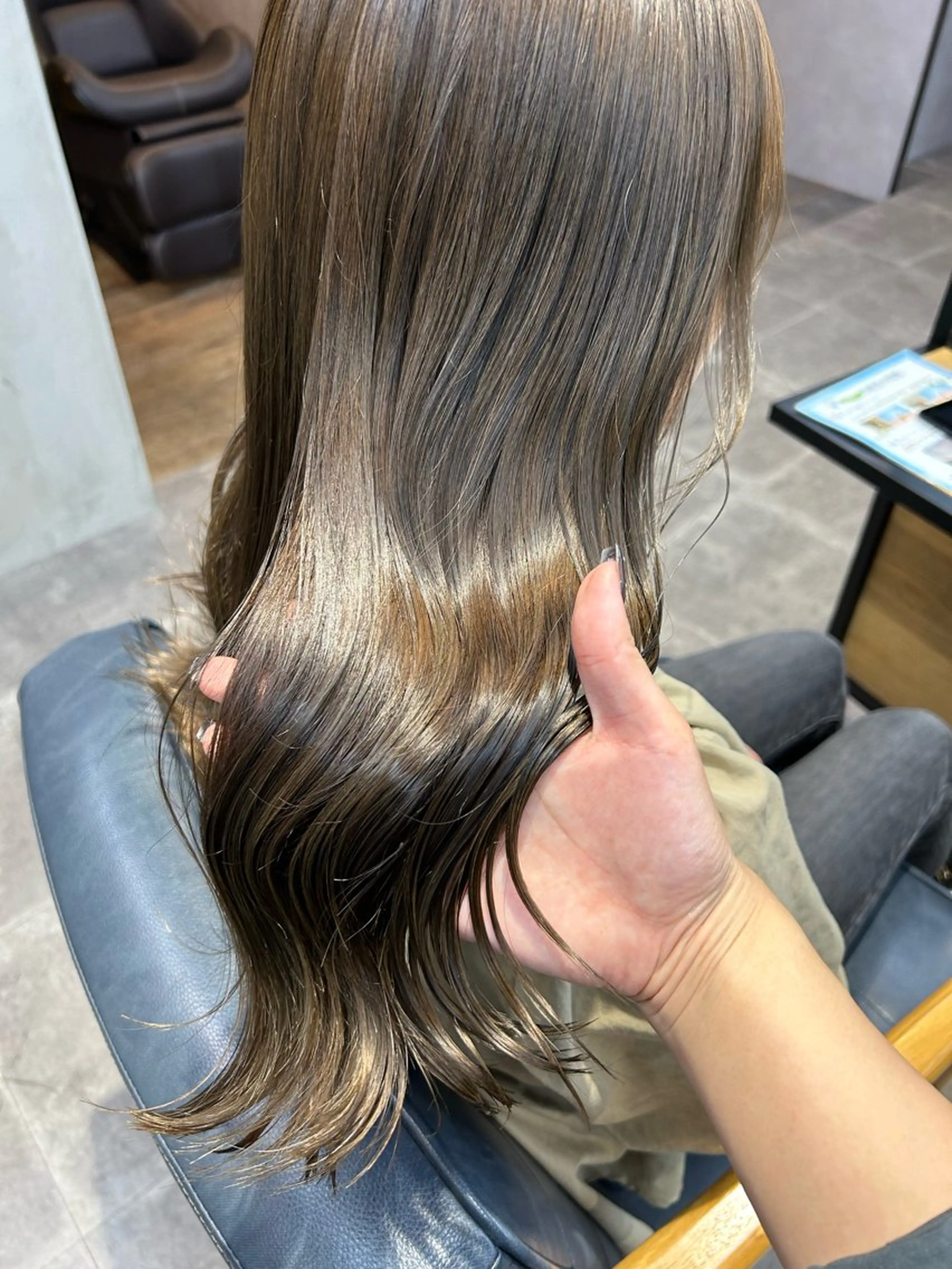 セミロング カラー 韓国×髪質改善カラー 💎hinaのヘアスタイル