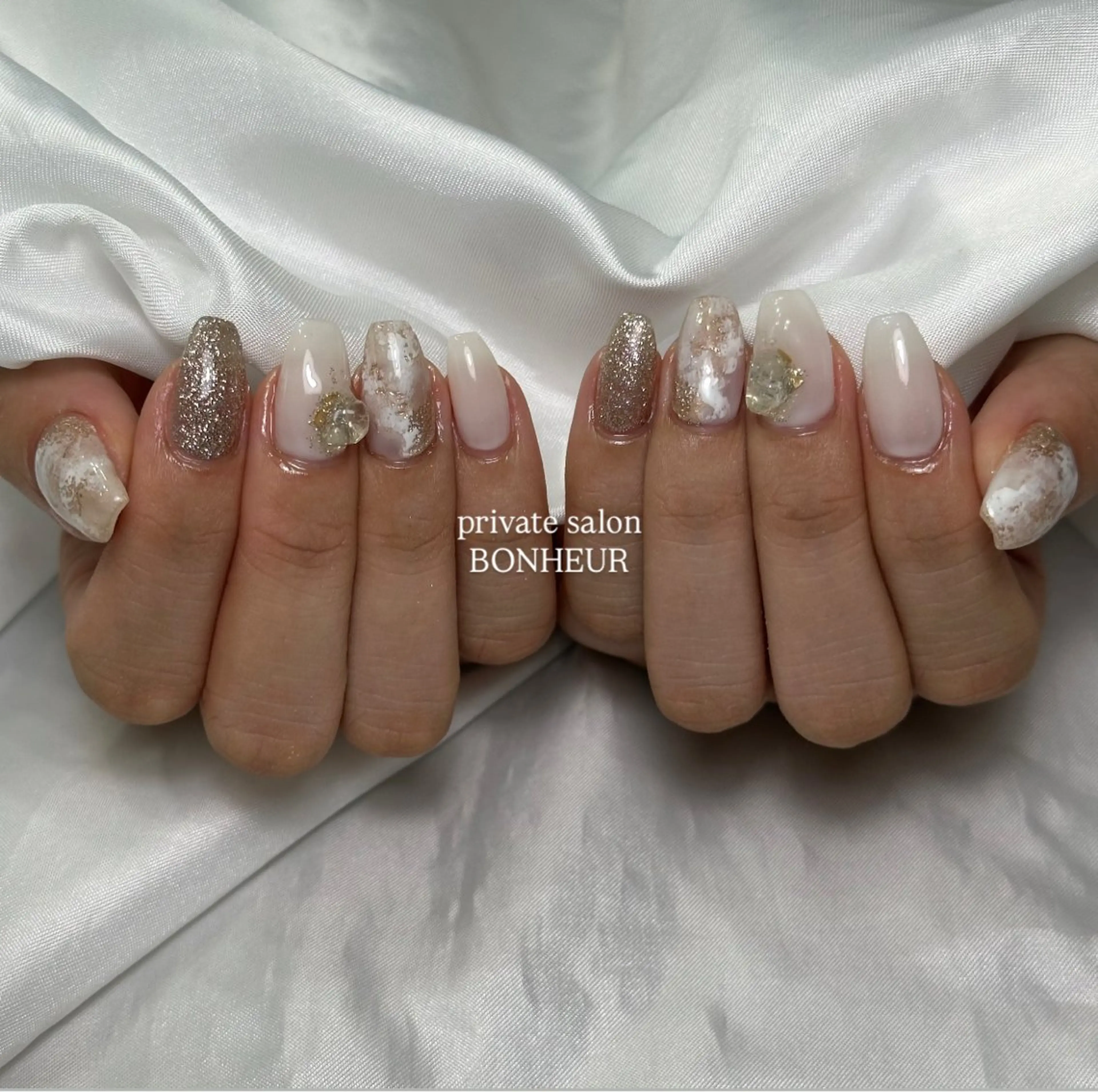 ネイル ハンドネイル BONHEUR Annaのネイルデザイン