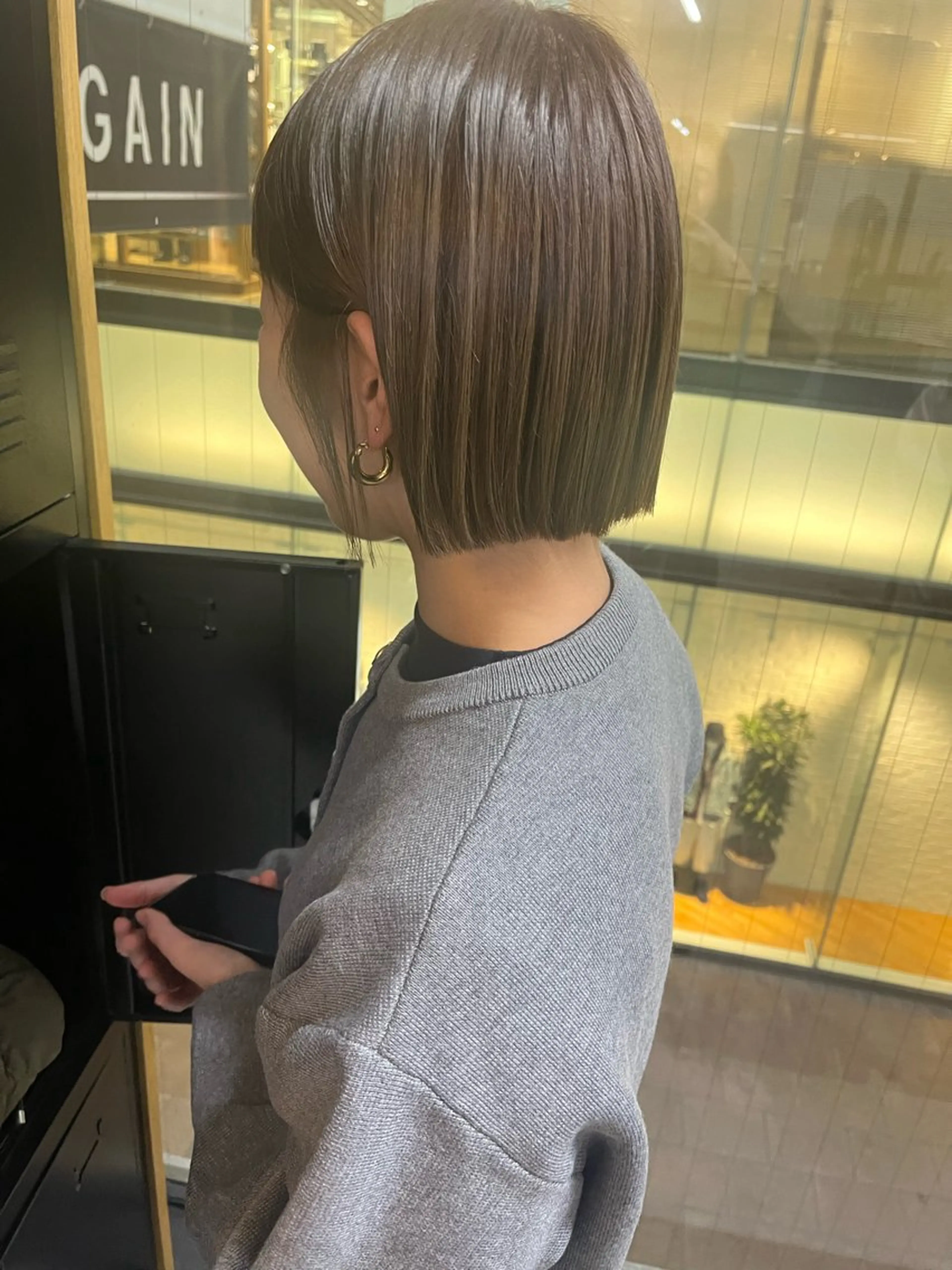 ショート カラー ヘアカラー yuria /ボブ/ レイヤー/三宮のヘアスタイル