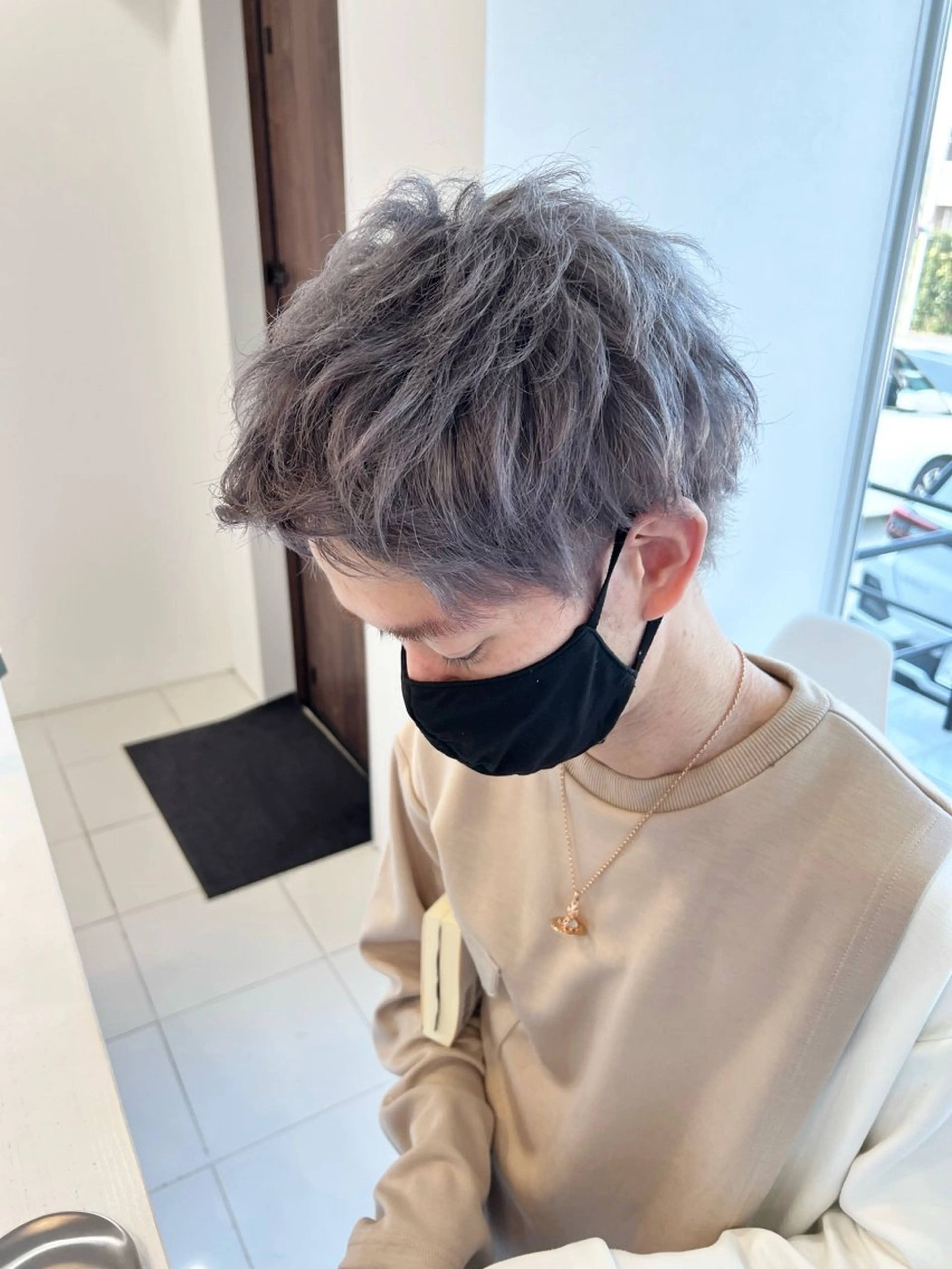 ショート カラー ヘアカラー トリートメント VIRAL ヴァイラルのヘアスタイル