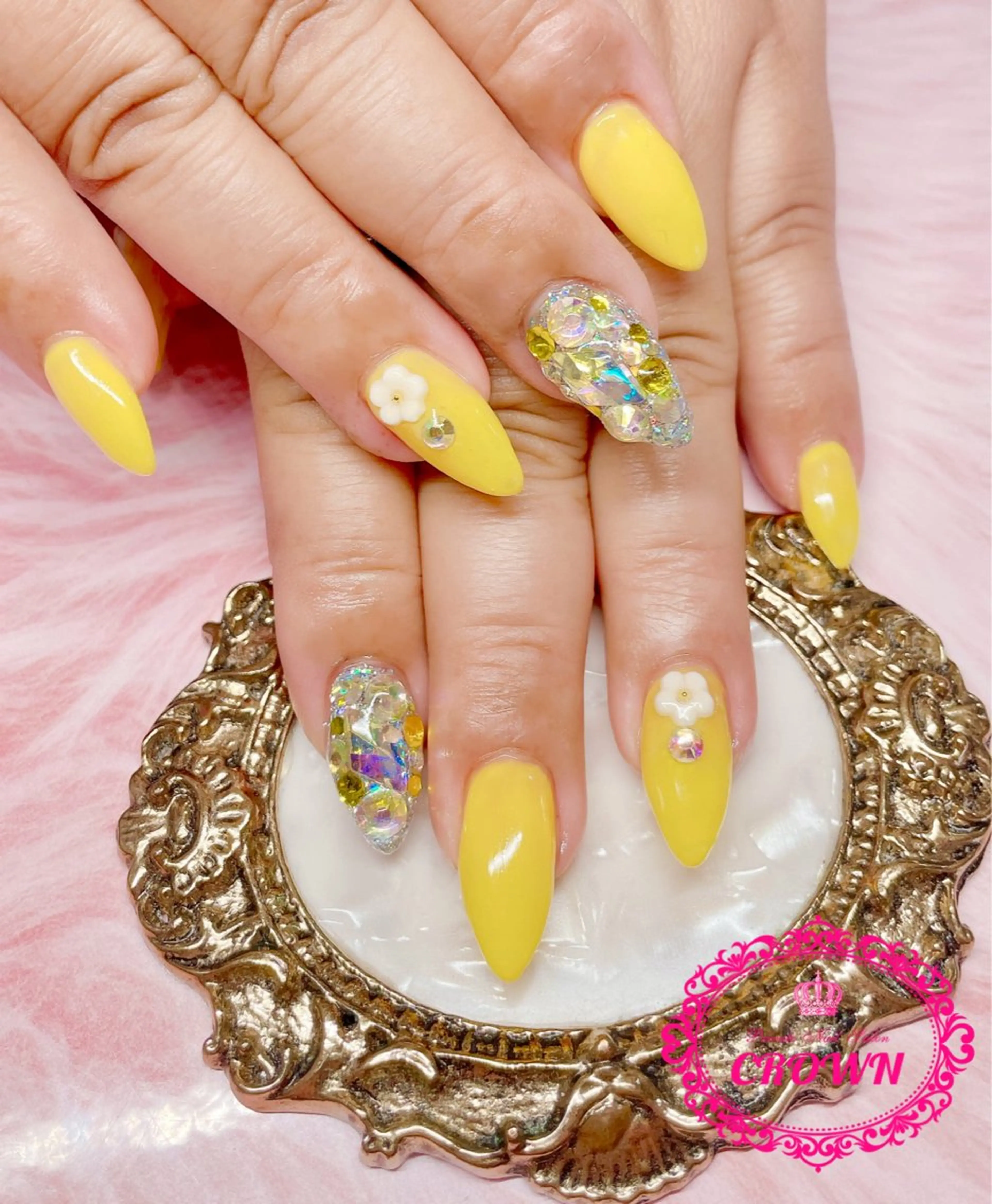 ネイル CROWN プライベートサロンのネイルデザイン