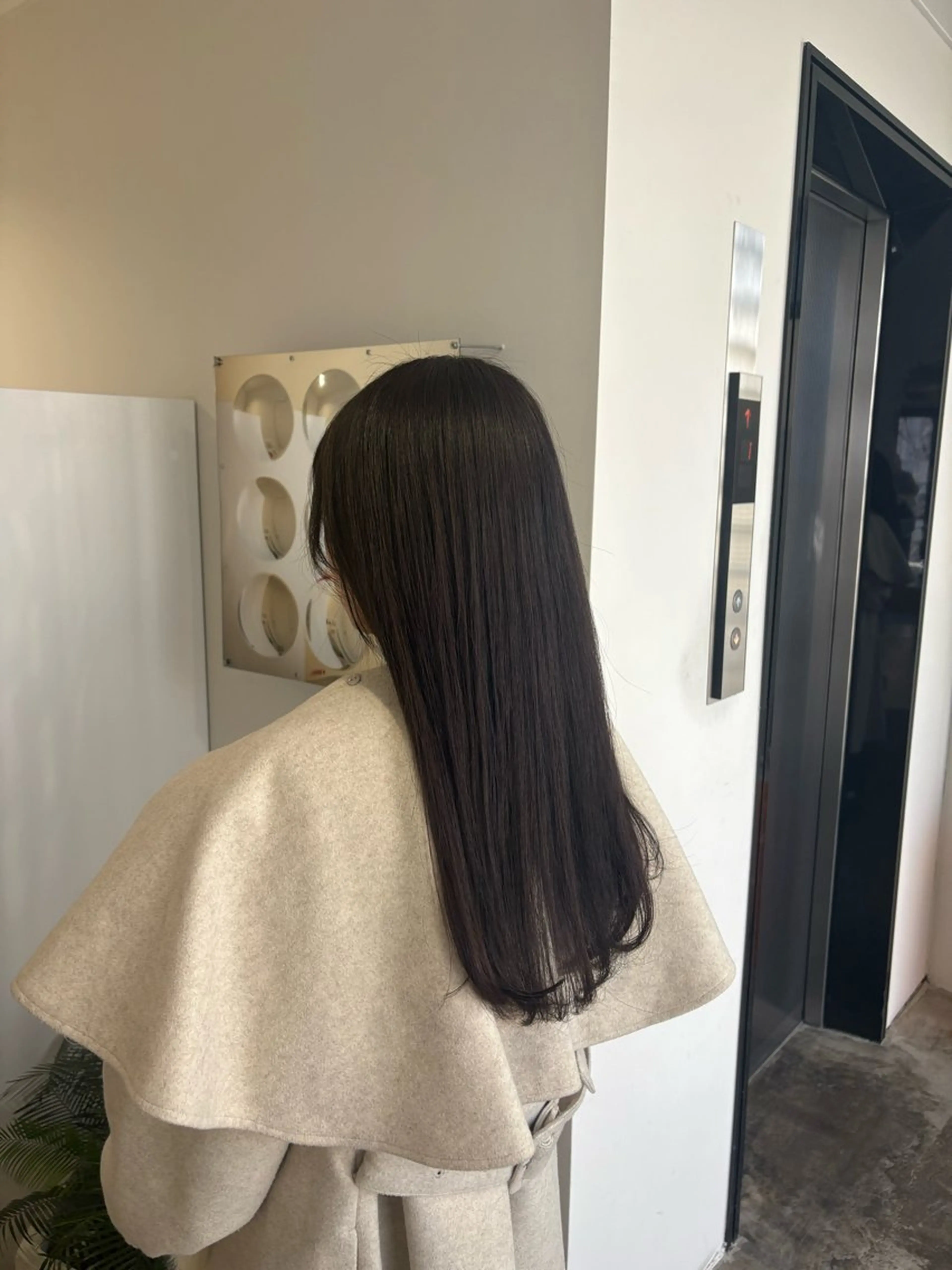 ロング カラー ブラウンカラー オリーブブラウン 髪質改善/レイヤー/ 大阪/ヨシノヒメカのヘアスタイル