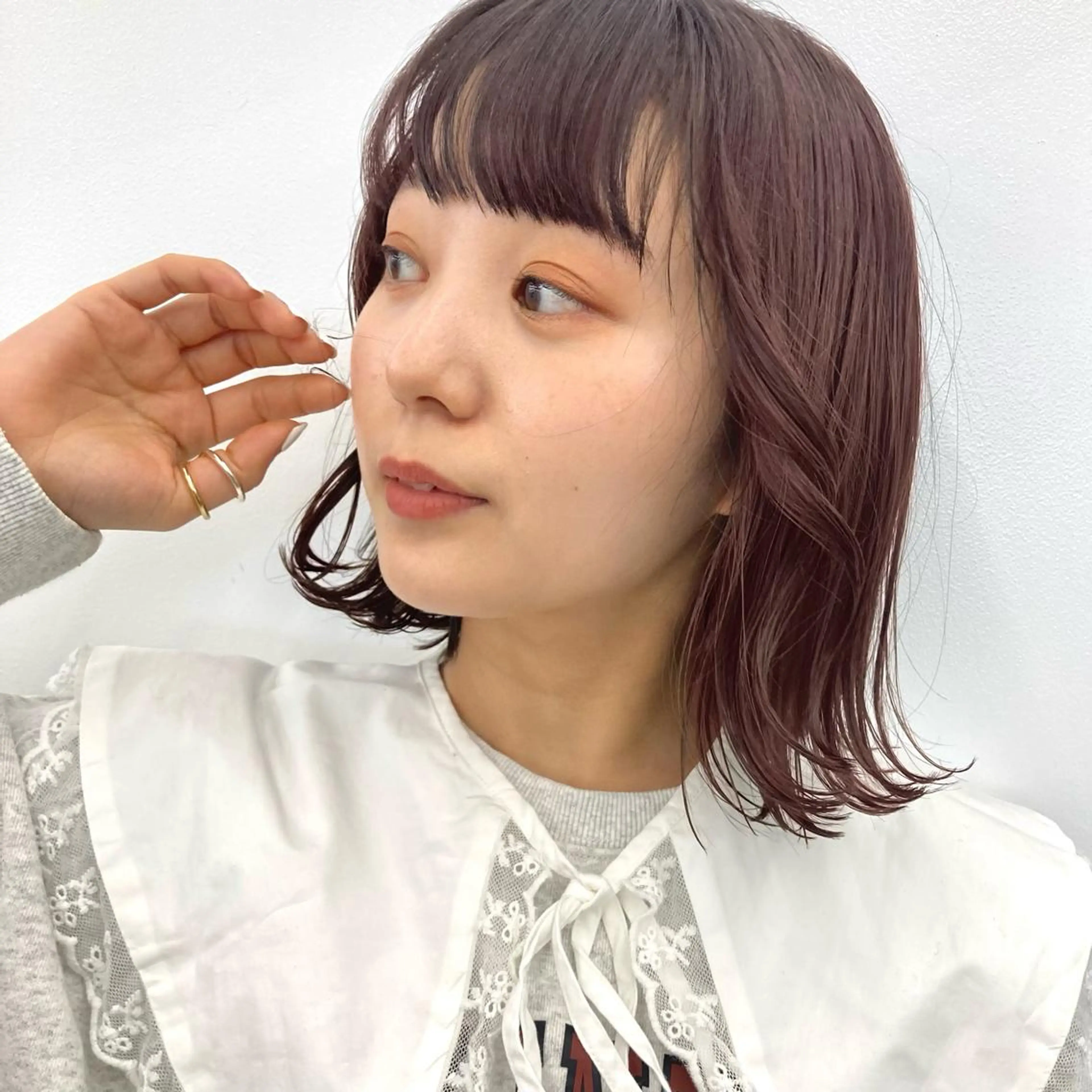 ミディアム 暖色/艶髪/ボブ/ ショート/Ayaのヘアスタイル