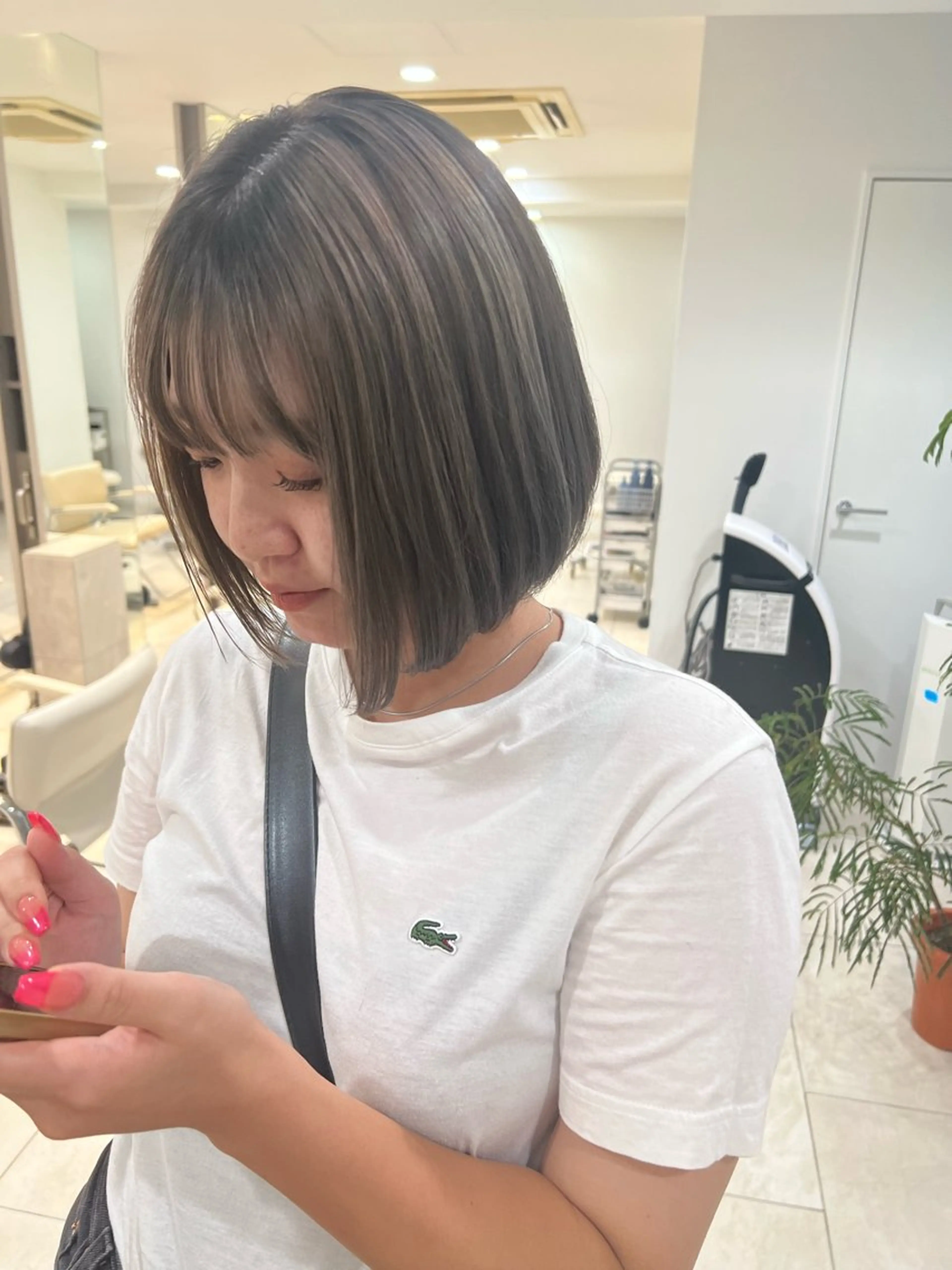 ショート カラー 🌝ぷる艶ハイトーン 柔らかヘア🍅まあやのヘアスタイル