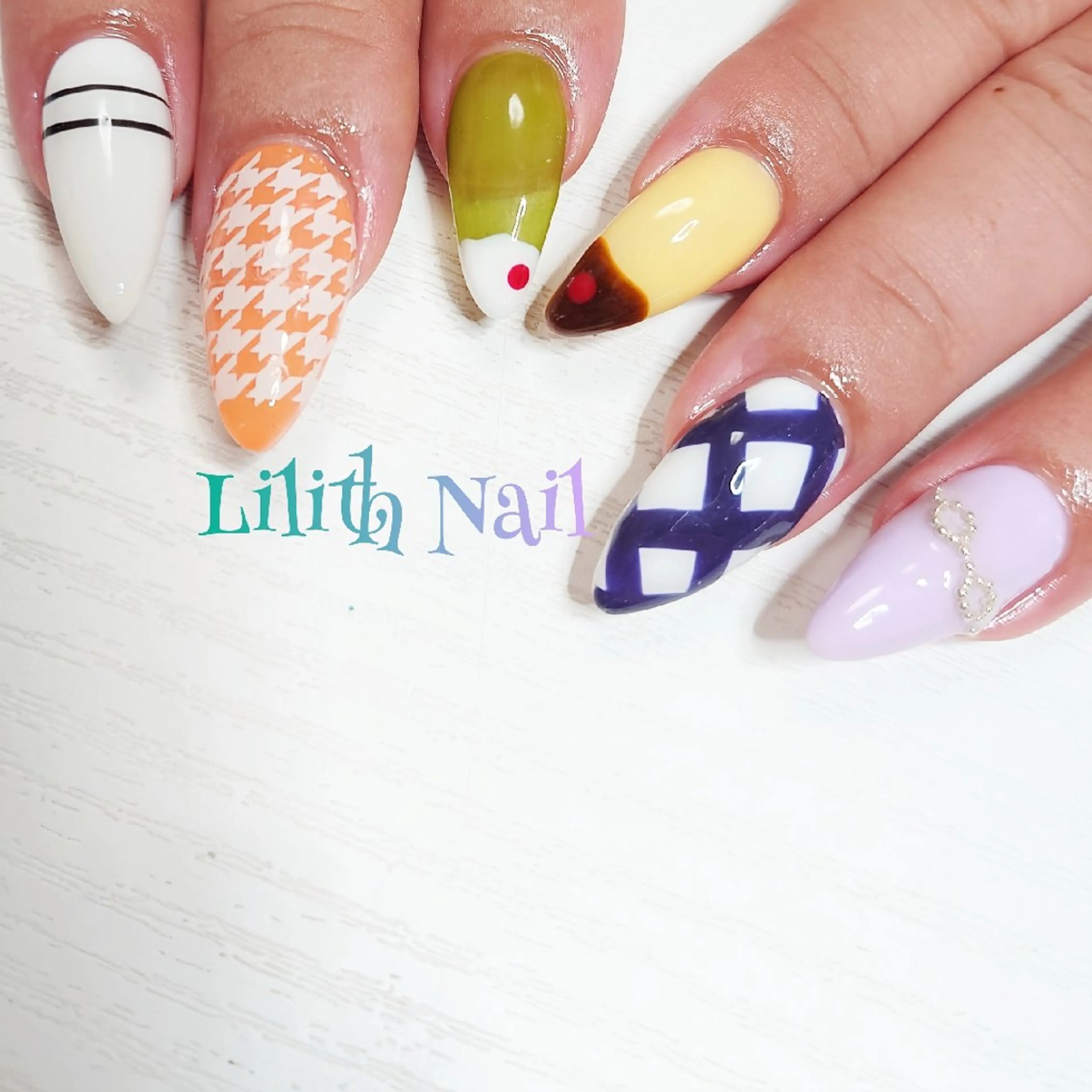 ネイル ハンドネイル Lilith Nailのネイルデザイン