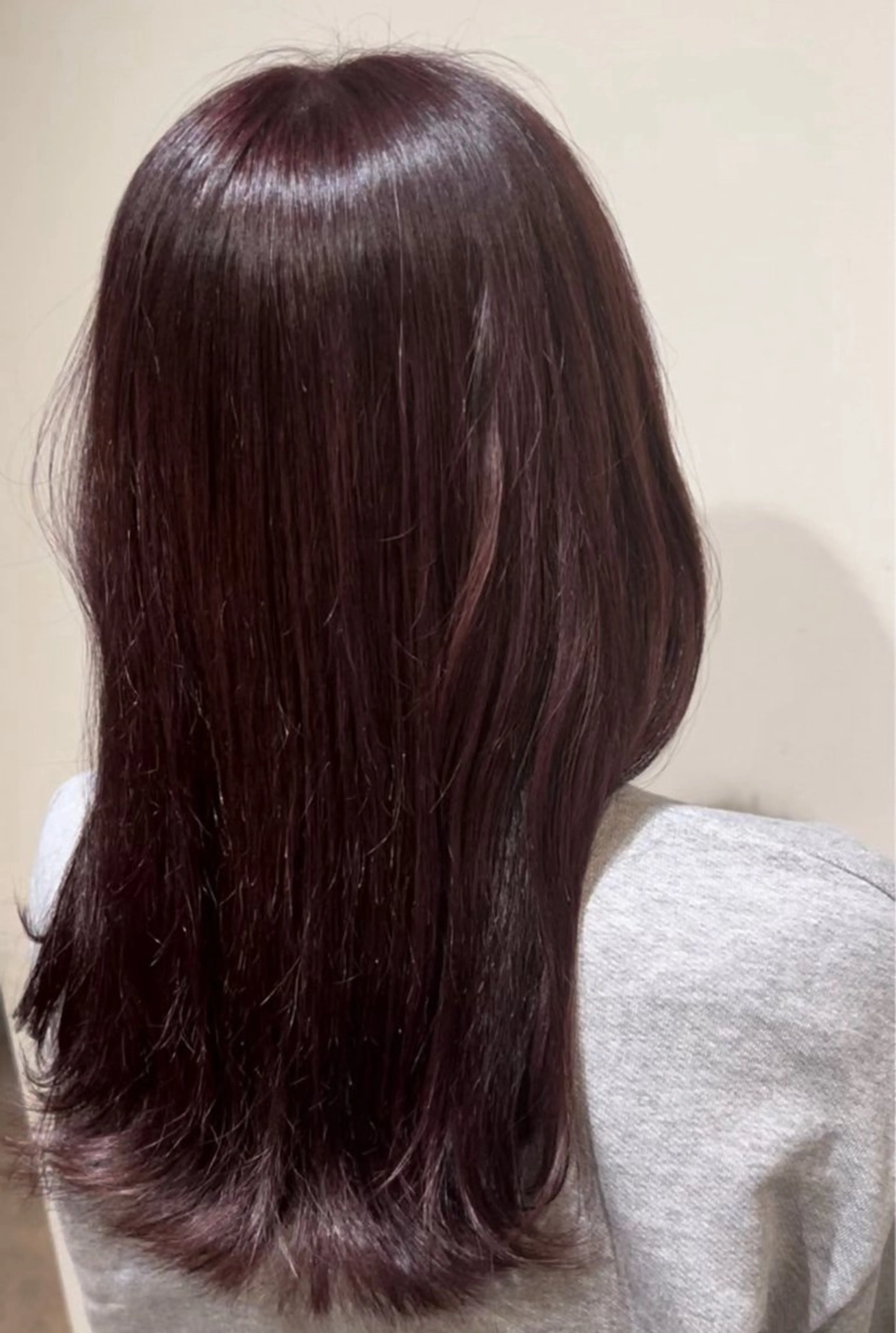 ロング カラー ブラウンカラー バイオレットカラー バイオレットブラウン 👒oikawa kaede🍃のヘアスタイル