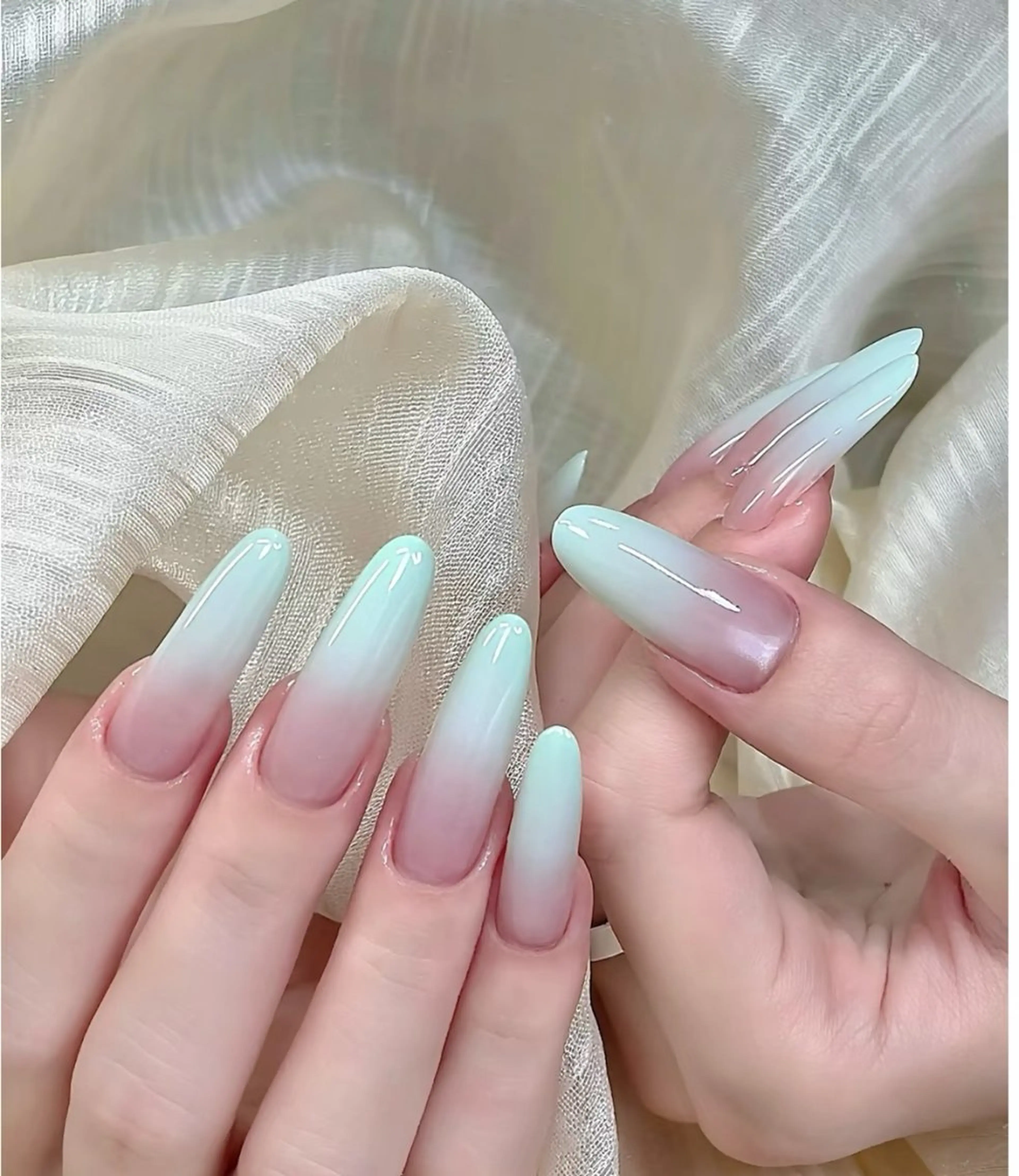 ネイル 劉 婷のネイルデザイン