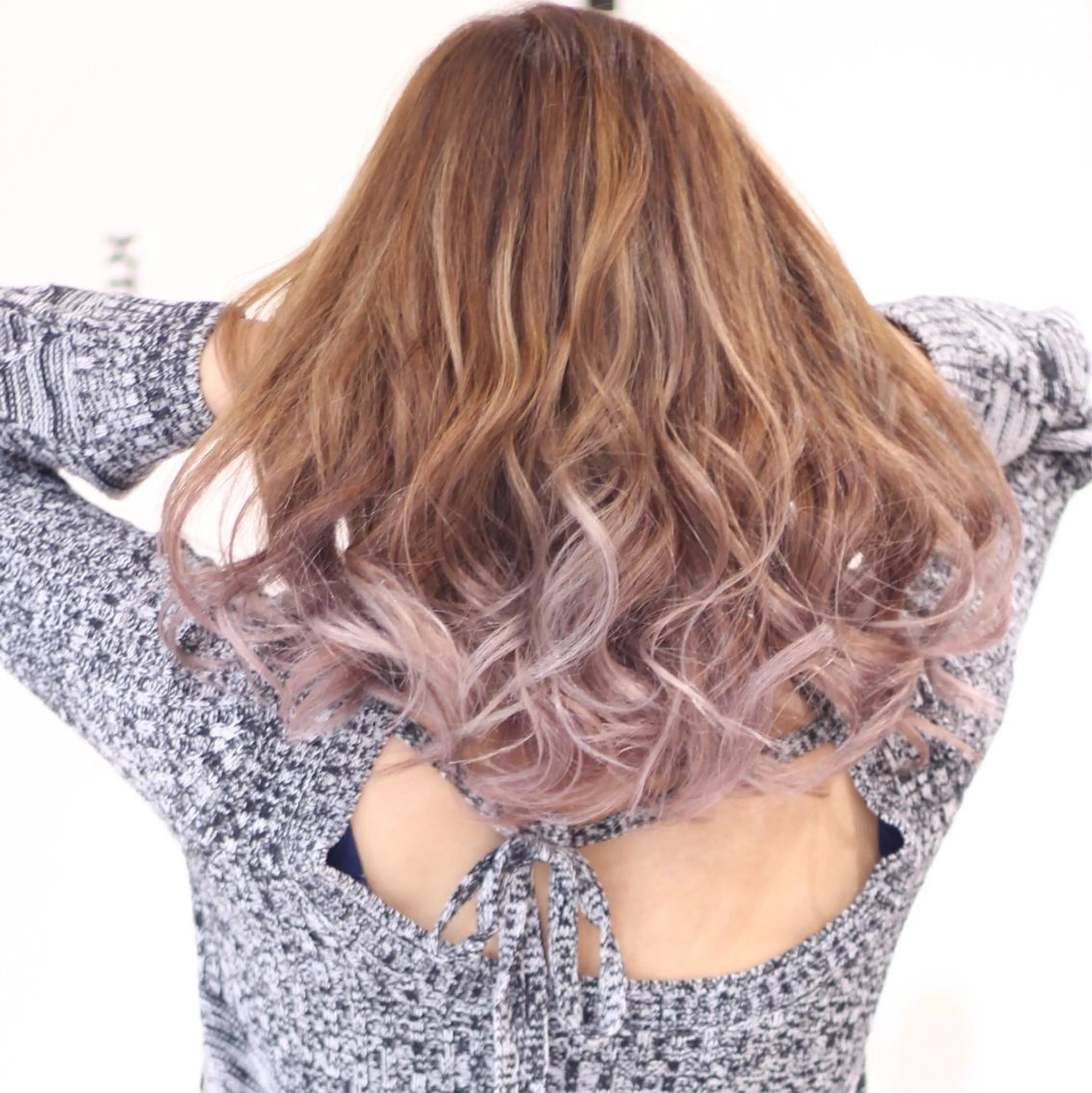 カラー グラデーションカラー 中林 由佳のヘアスタイル