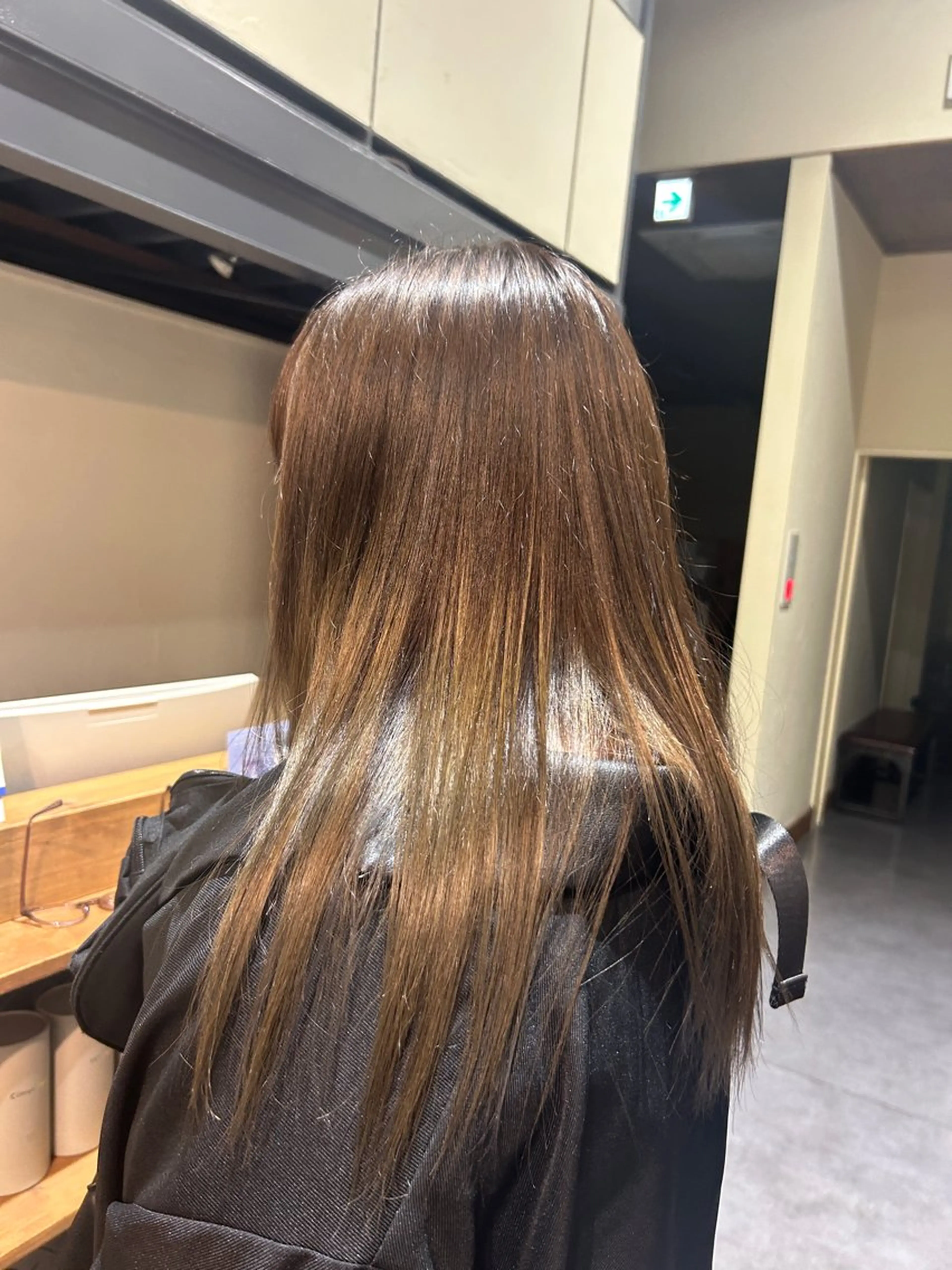セミロング パーマ 井上 萌のヘアスタイル