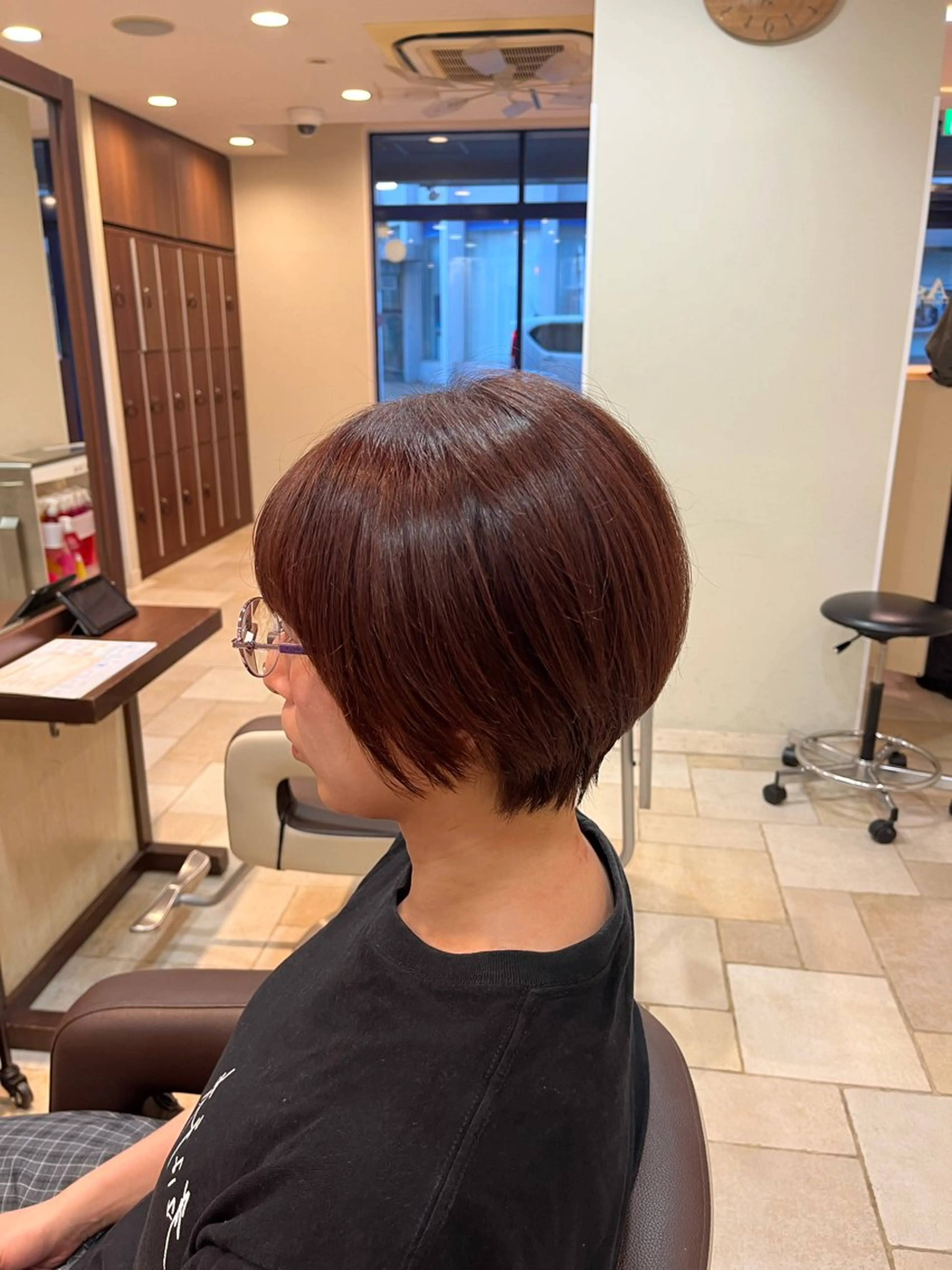 ショート ヘアカラー 大人透明感艶カラー 寺田稜のヘアスタイル