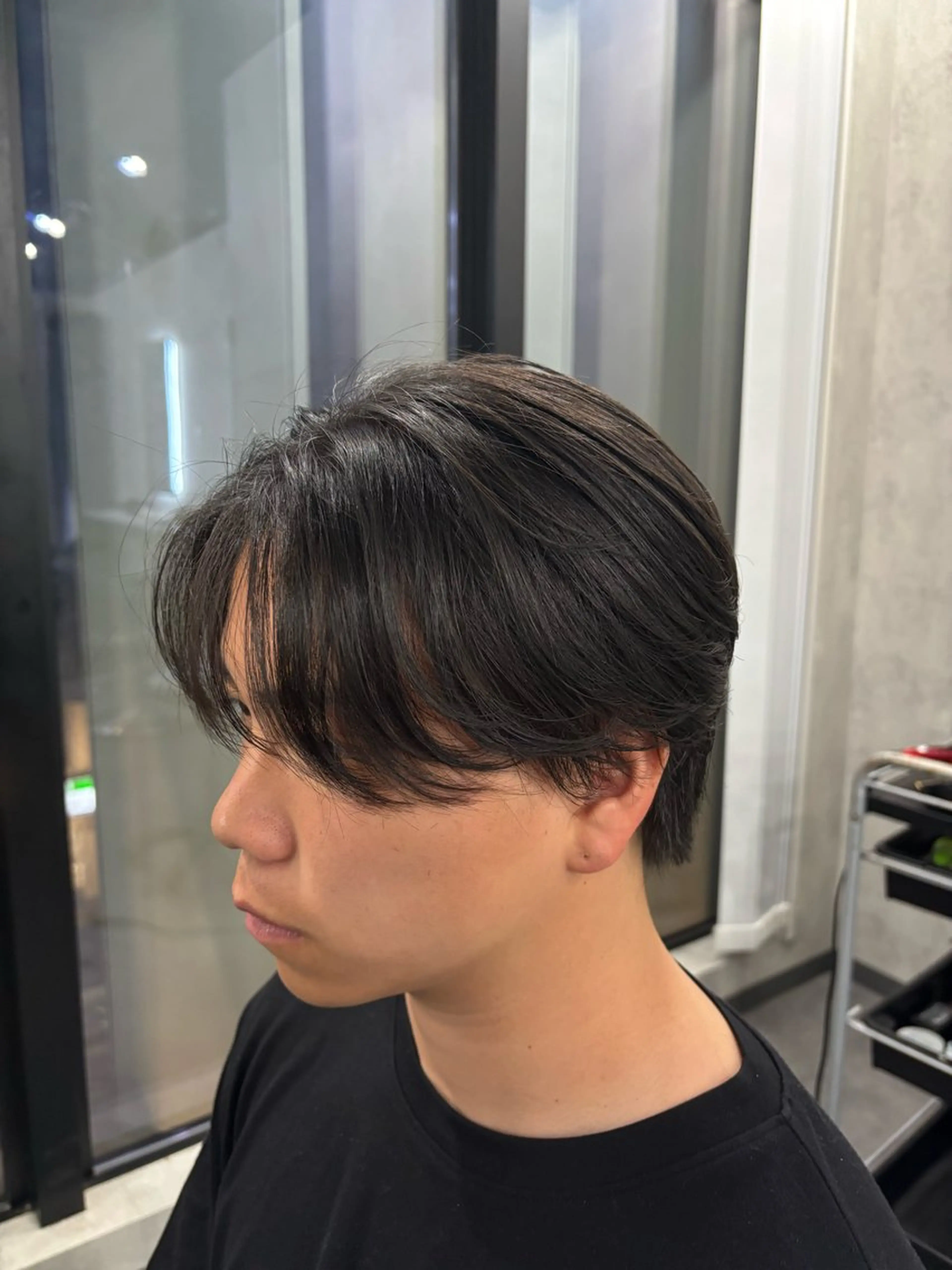 ショート レイヤーカット 山下 新士のヘアスタイル