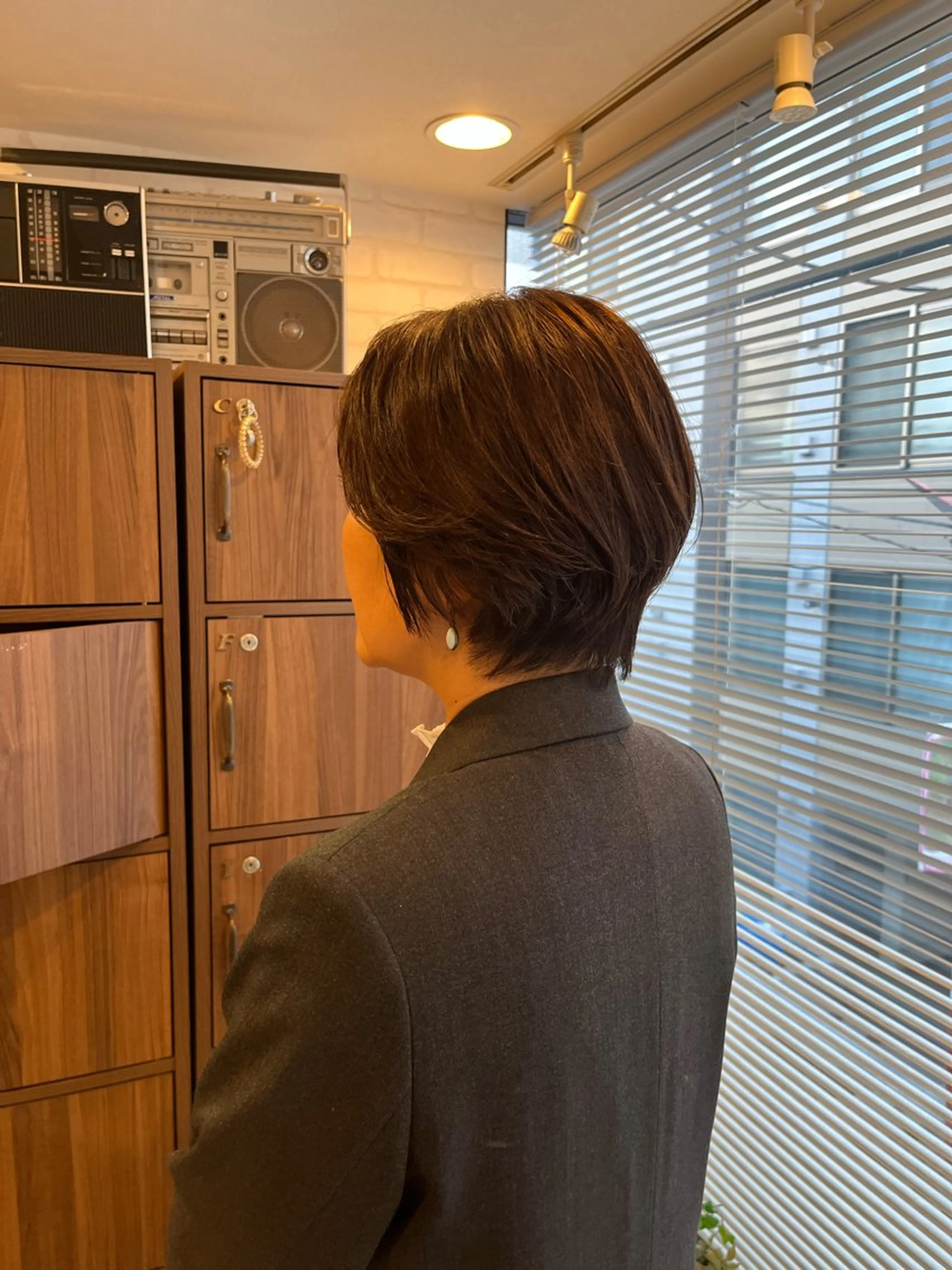 ショート カット ヘアカラー 阿部 うららのヘアスタイル