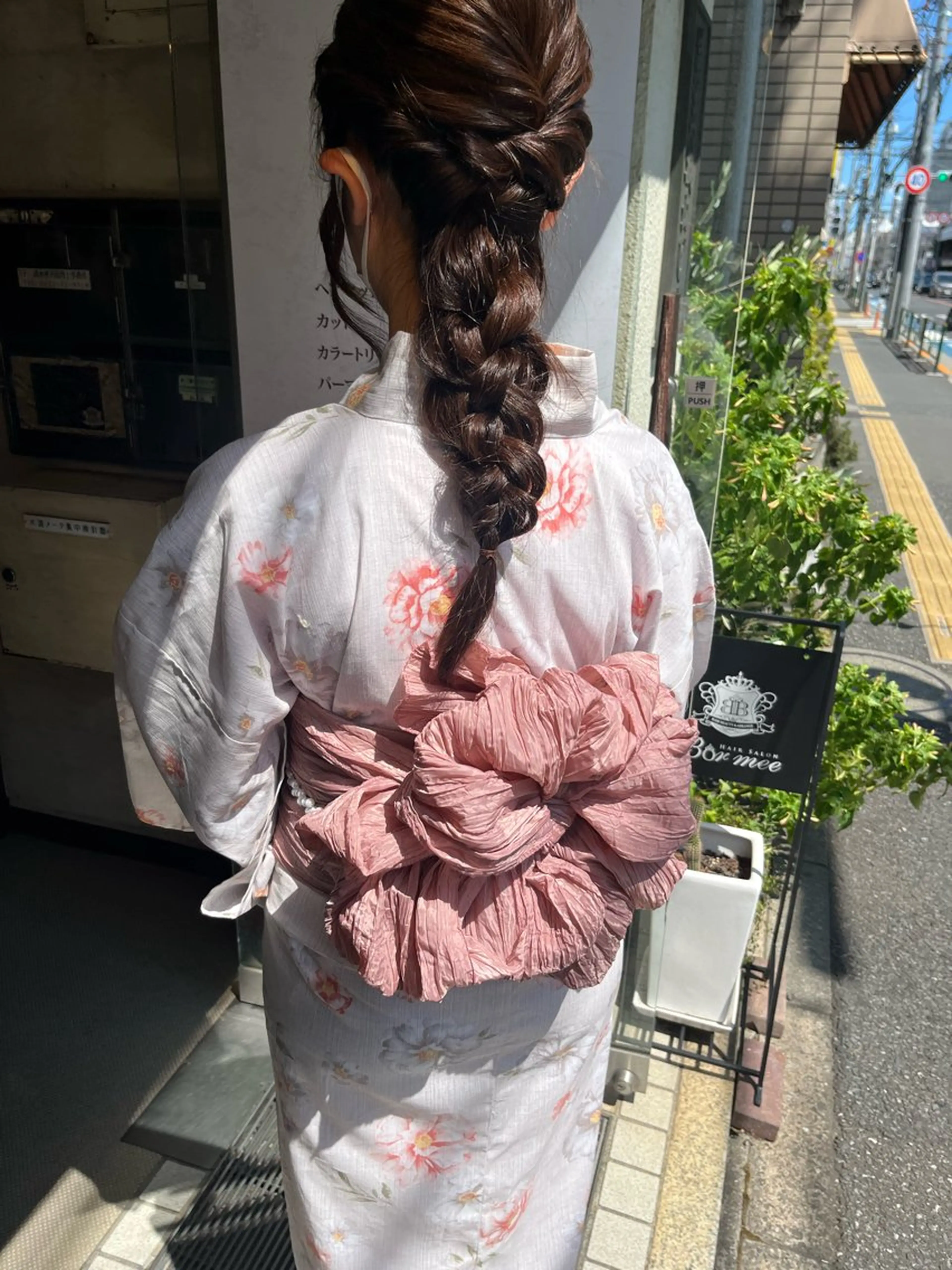 艶髪/ハイトーン/ ヘアセット/モエノのヘアスタイル