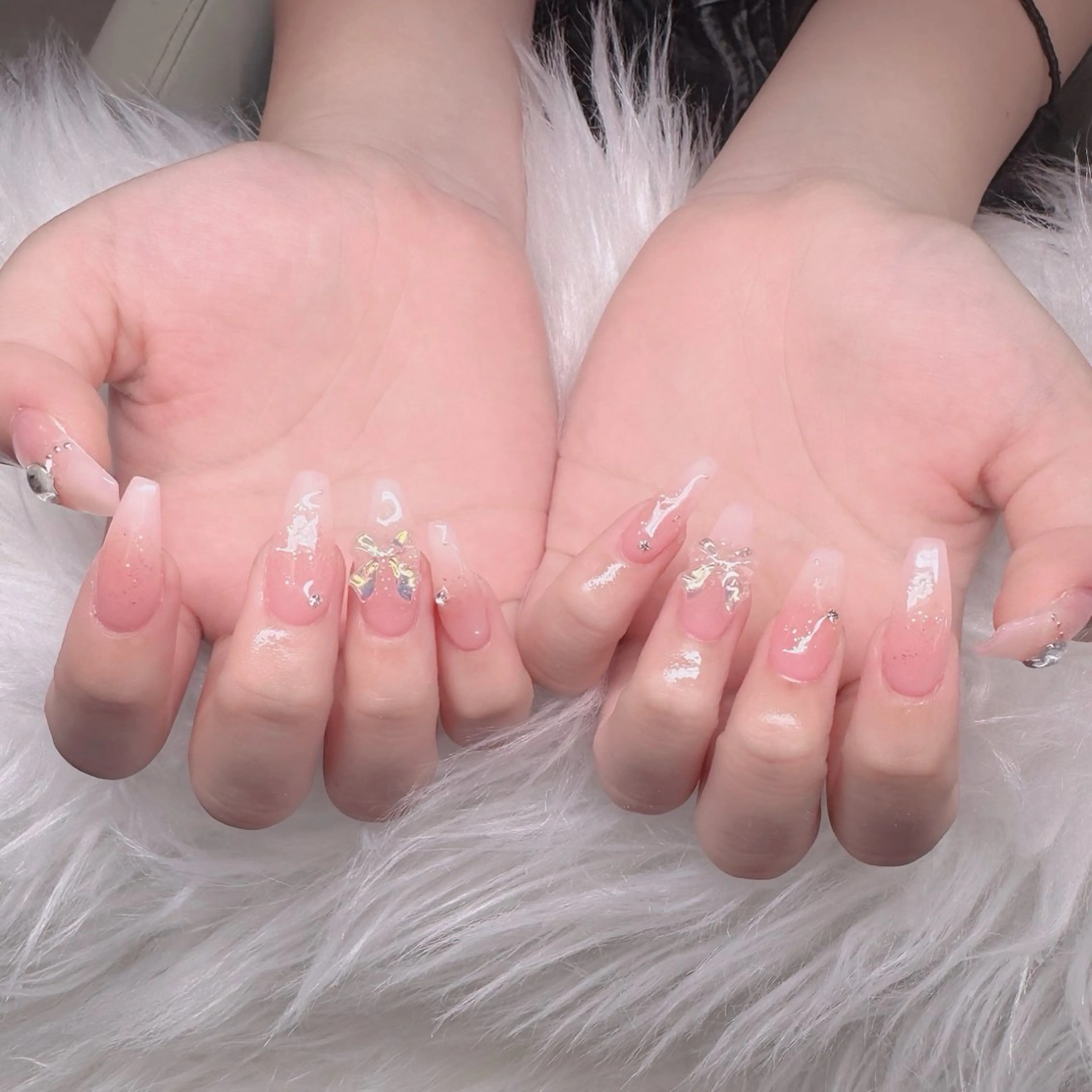 ネイル ロングネイル マグネットネイル リボン 夏ネイル スーパーロングネイル ハンドネイル Hani Nail XUKAのネイルデザイン