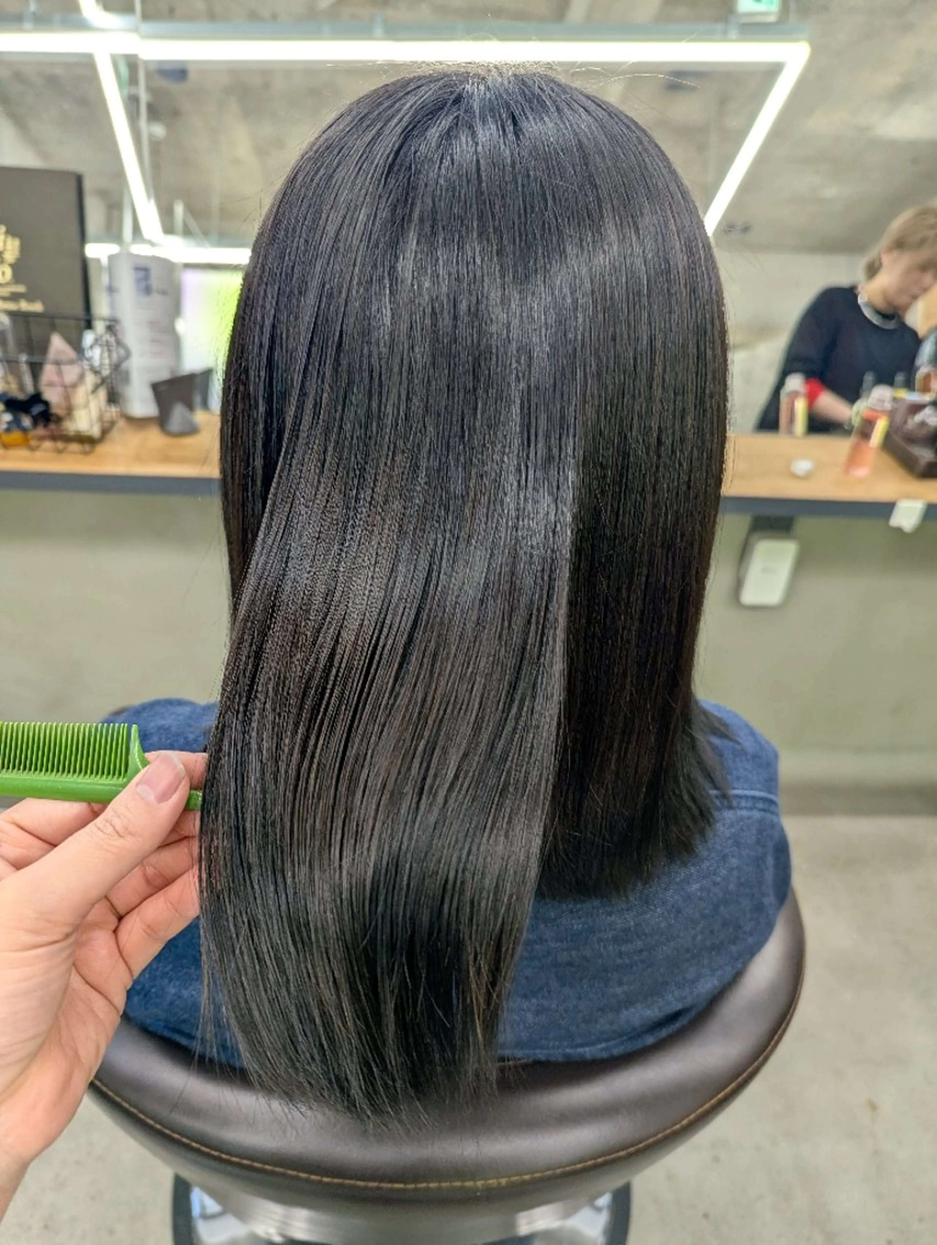 セミロング カット ヘアカラー トリートメント newi 天王寺　 masakoのヘアスタイル