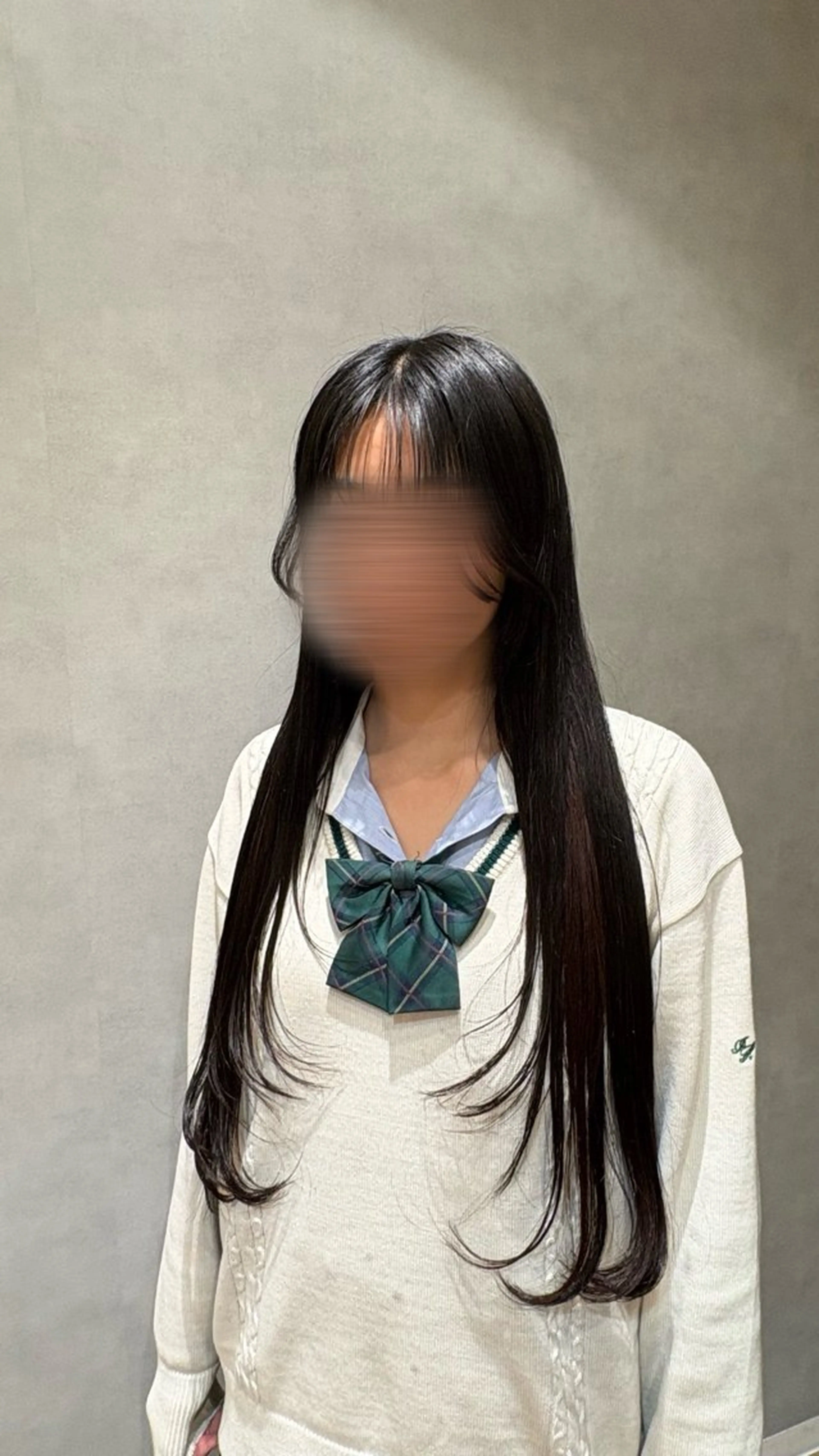 ロング 中村 芹愛のヘアスタイル