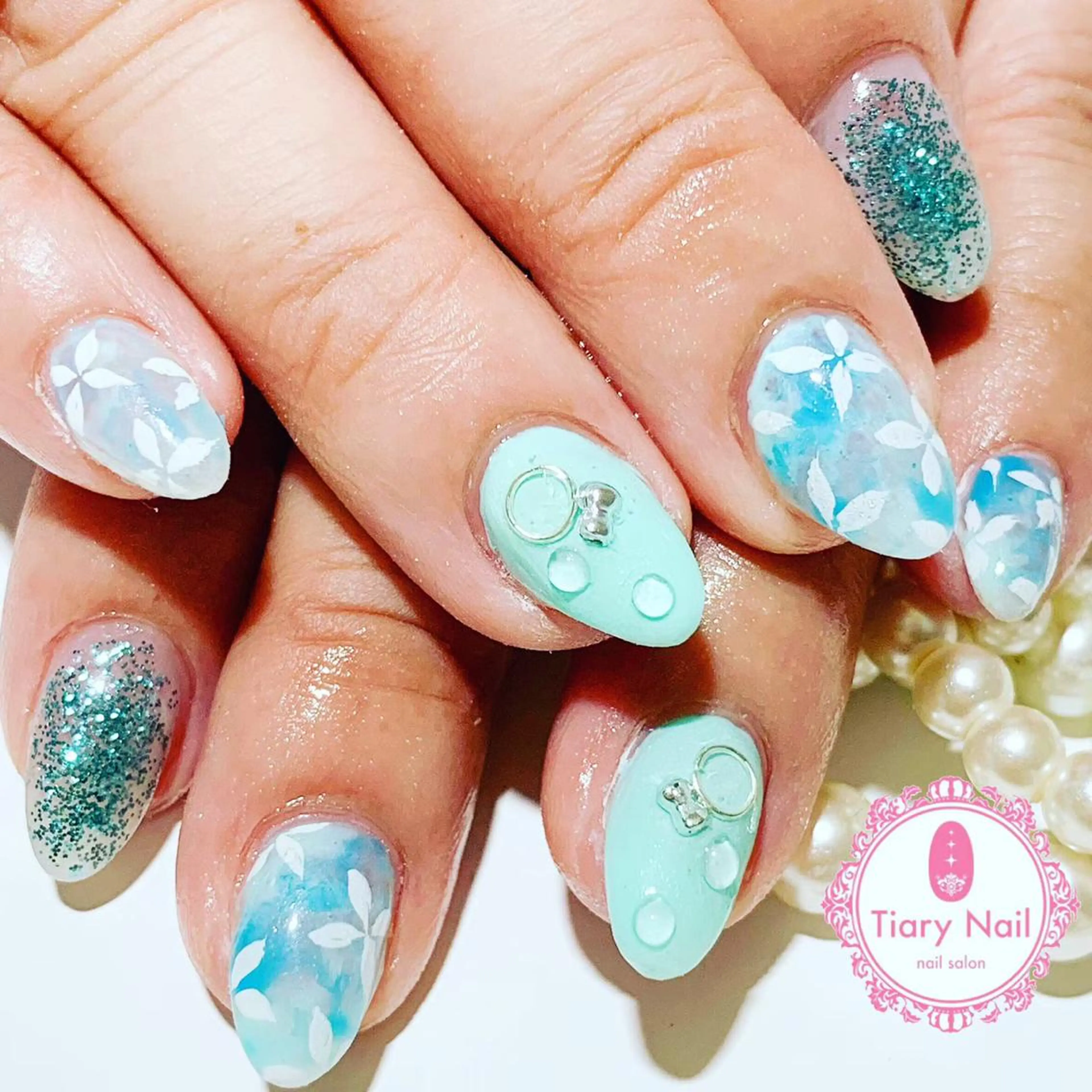 ネイル 💗🪽Tiary Nail🪽💗のネイルデザイン