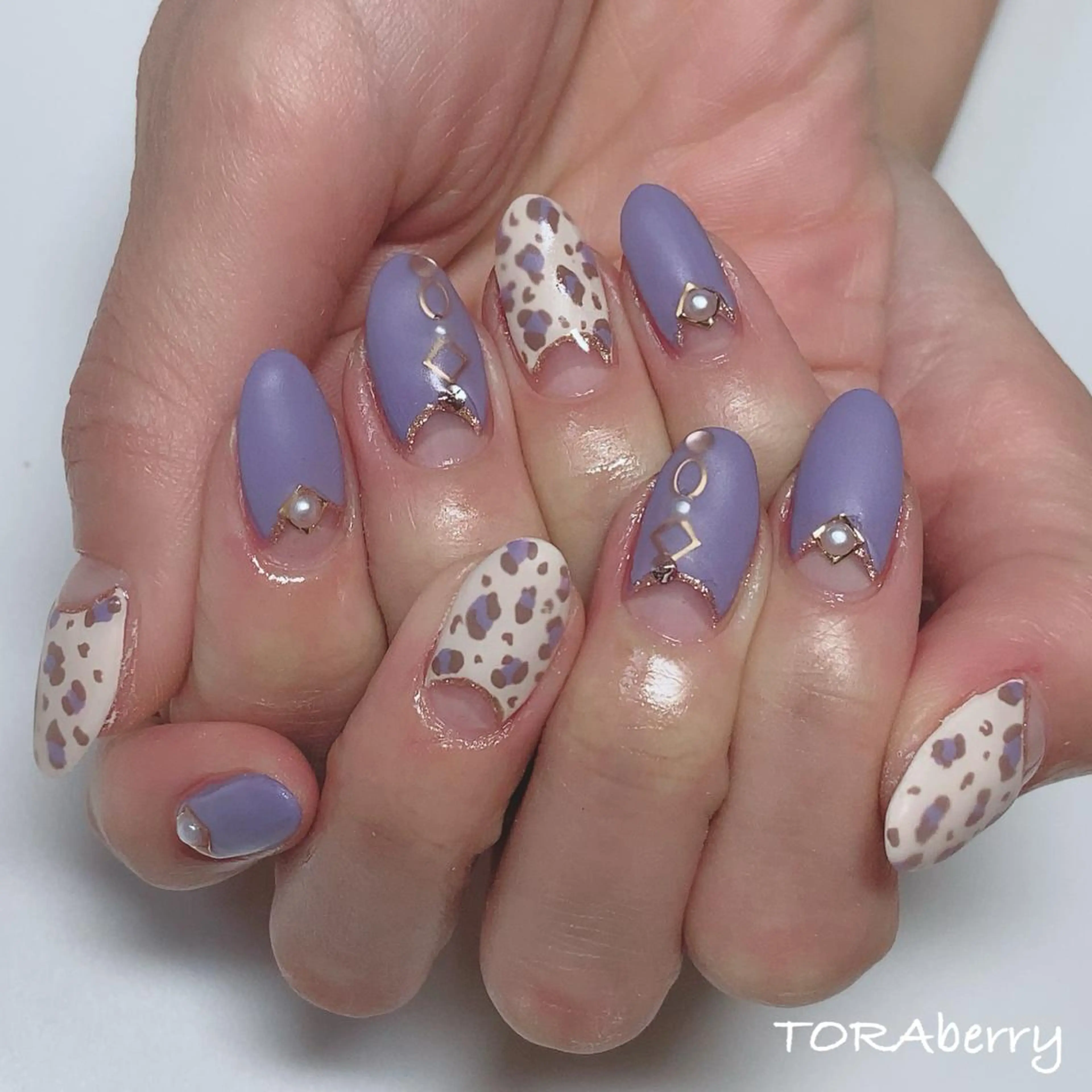 ネイル ハンドネイル ネイリスト なつみのネイルデザイン