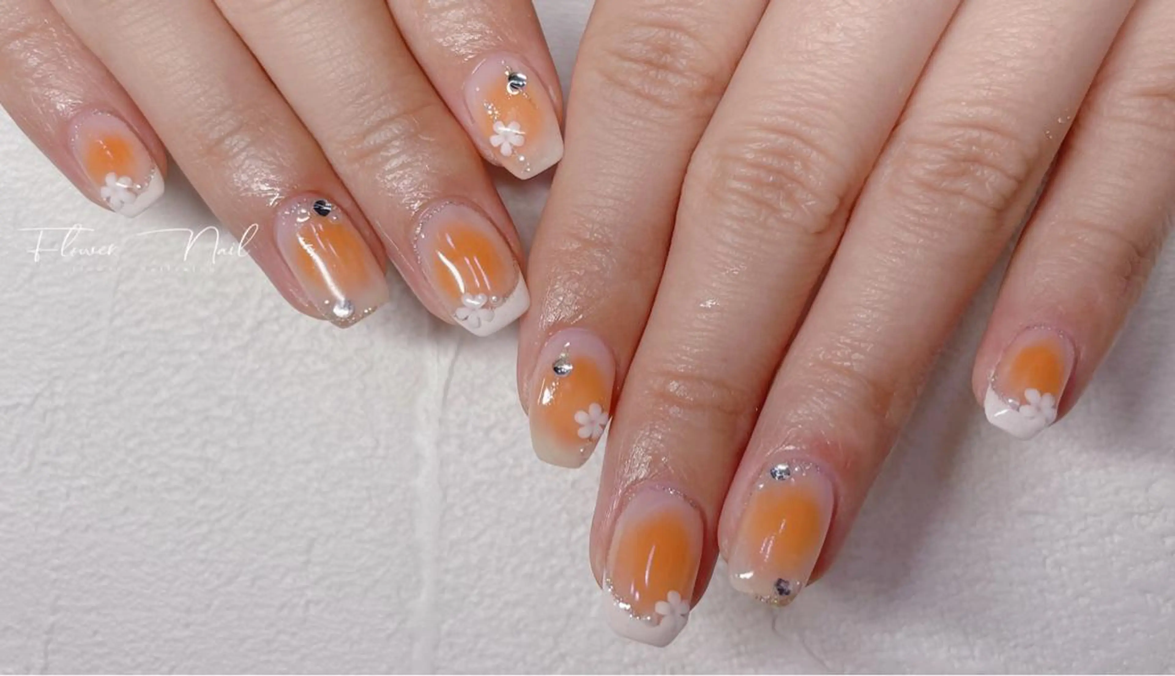 ネイル Flower nailのネイルデザイン