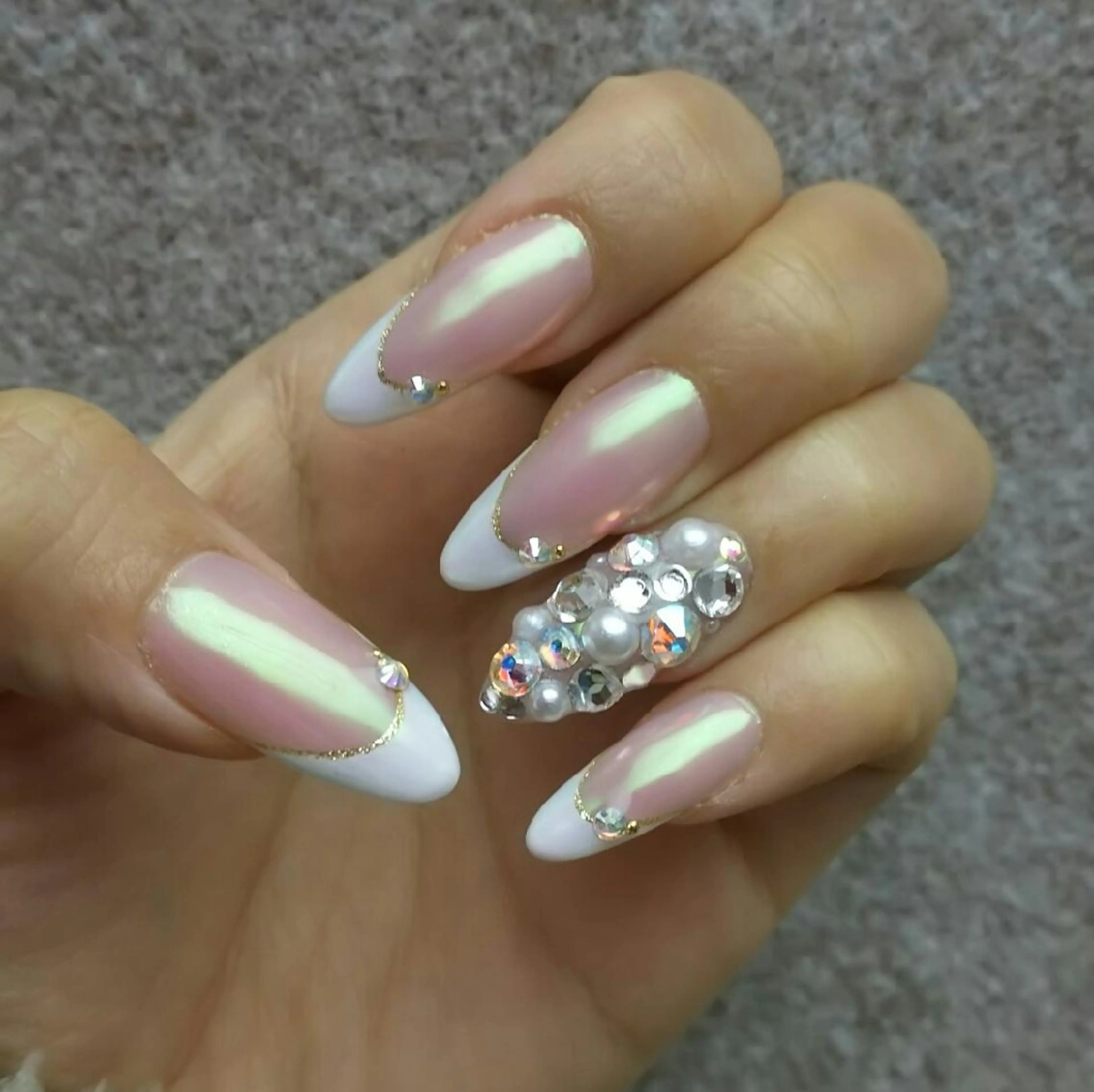 ネイル MiRanda Nail所属・MiRanda 保坂 舞のネイルデザイン