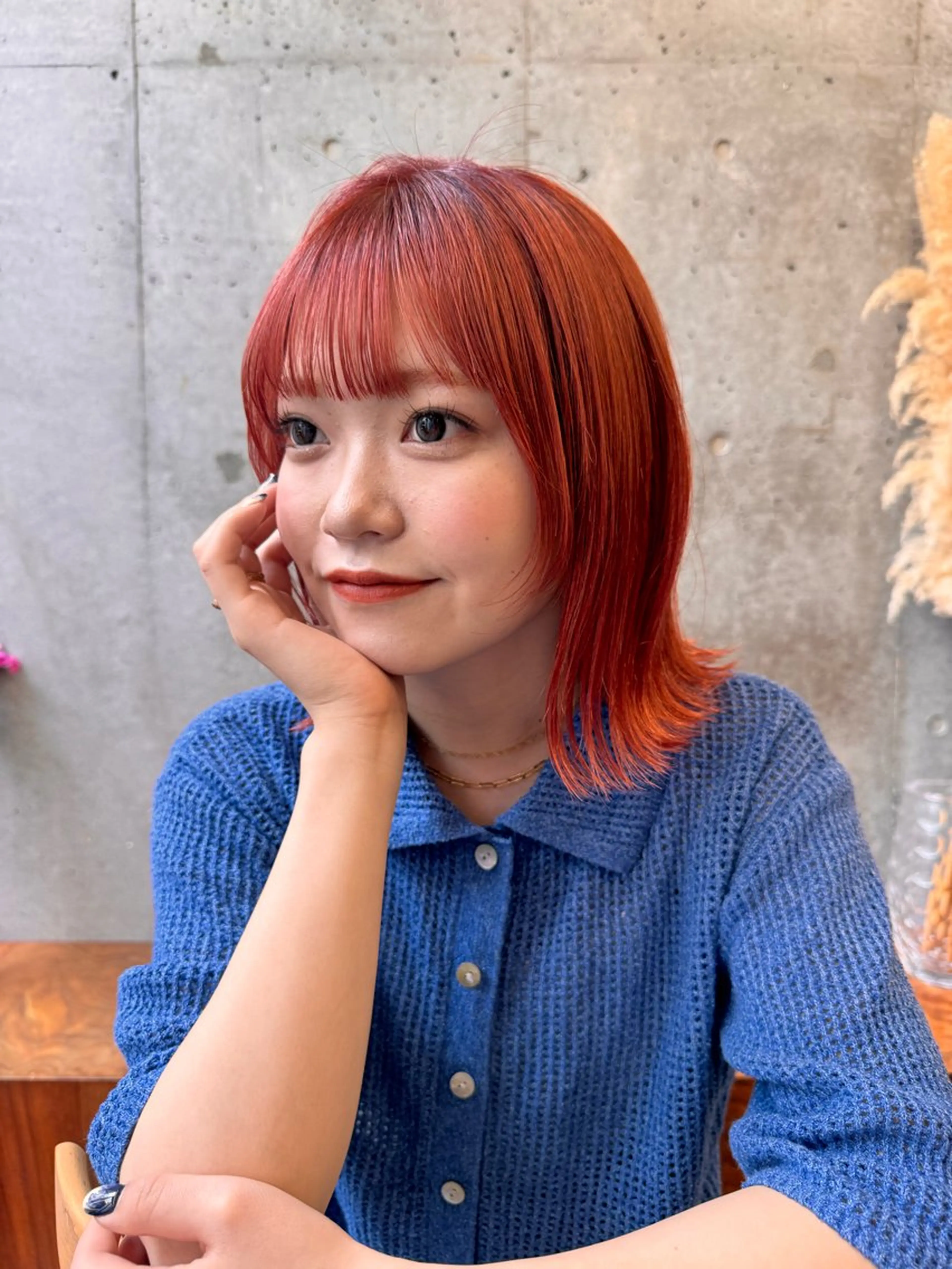 ショート カラー オレンジ オレンジレッド レッドカラー 艶髪／レイヤー／ 垢抜け🩵／MARIのヘアスタイル