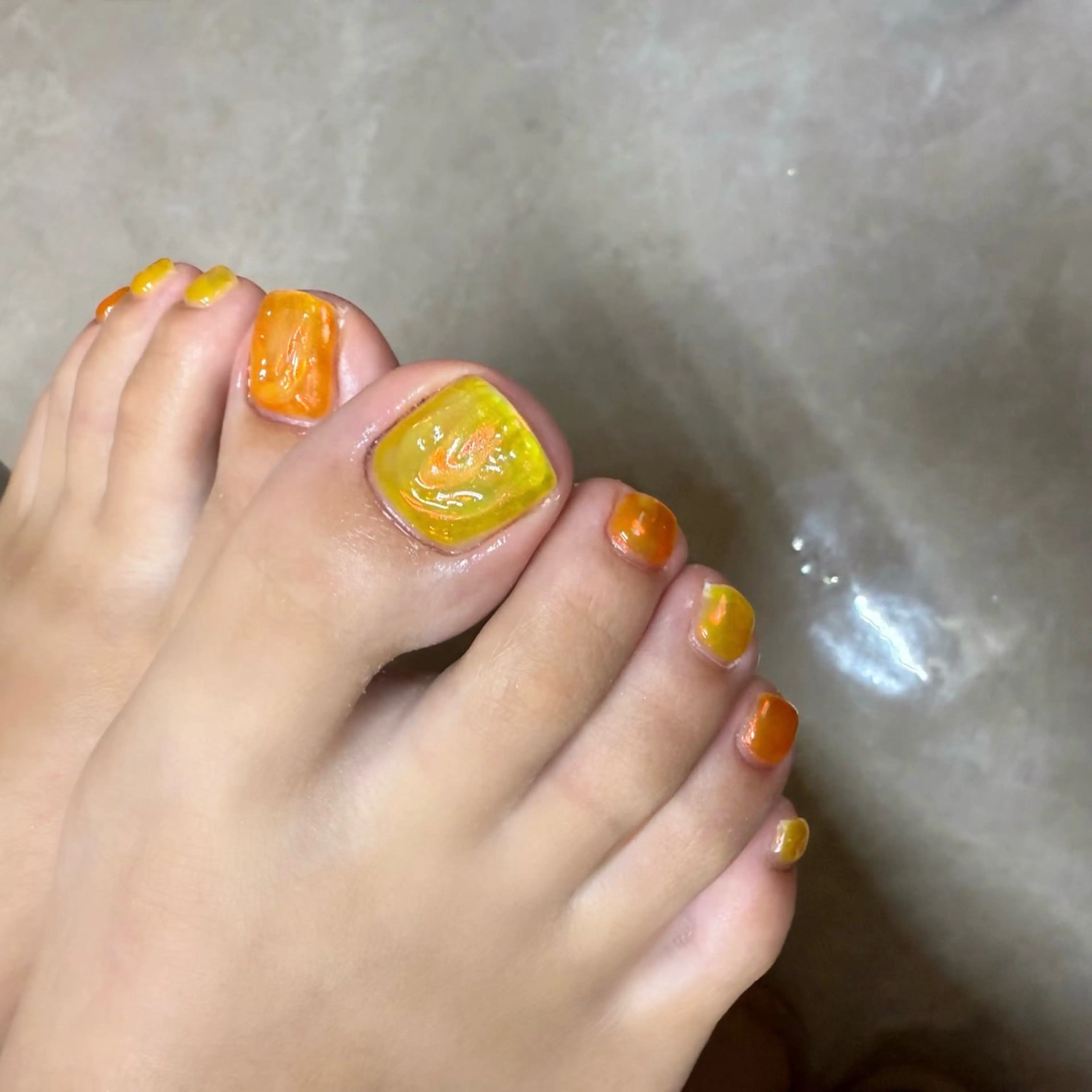 ネイル フットネイル ラメ(グリッター) mai♡マグネット/ ニュアンス/マツパのネイルデザイン