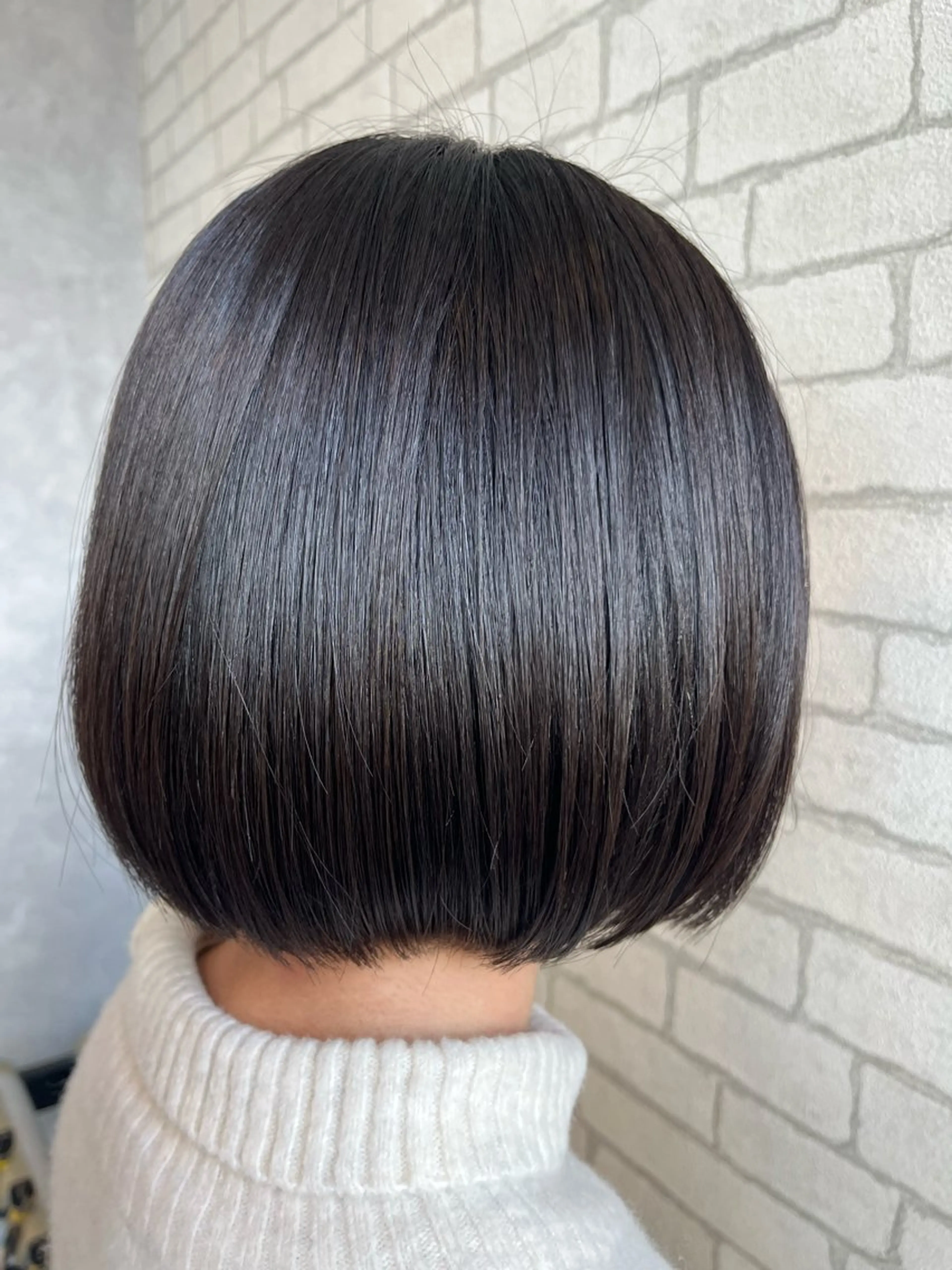 ショート アートディレクター 尾内 友美のヘアスタイル