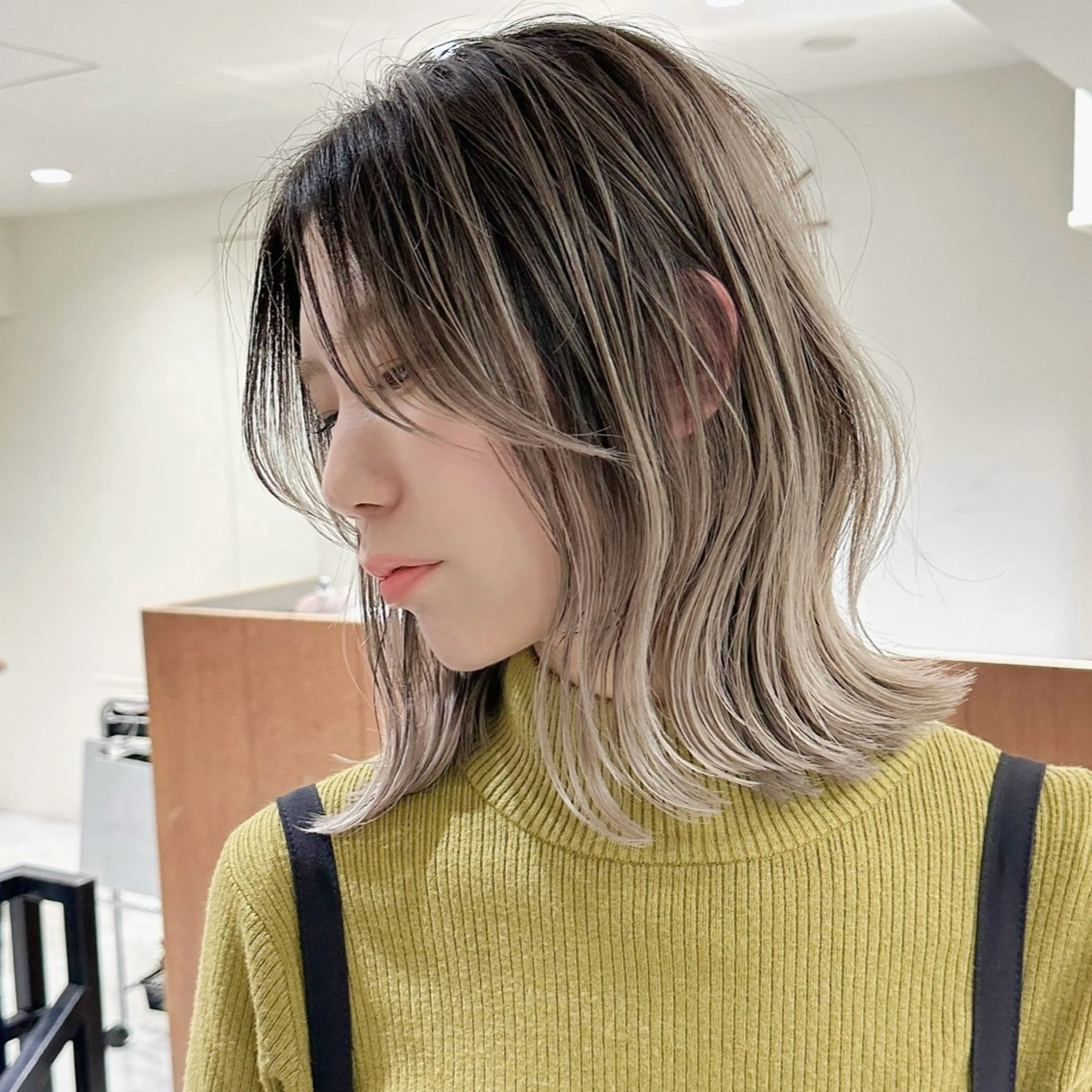 ミディアム カラー カット ヘアカラー トリートメント ショート特化✨ 津々美のヘアスタイル