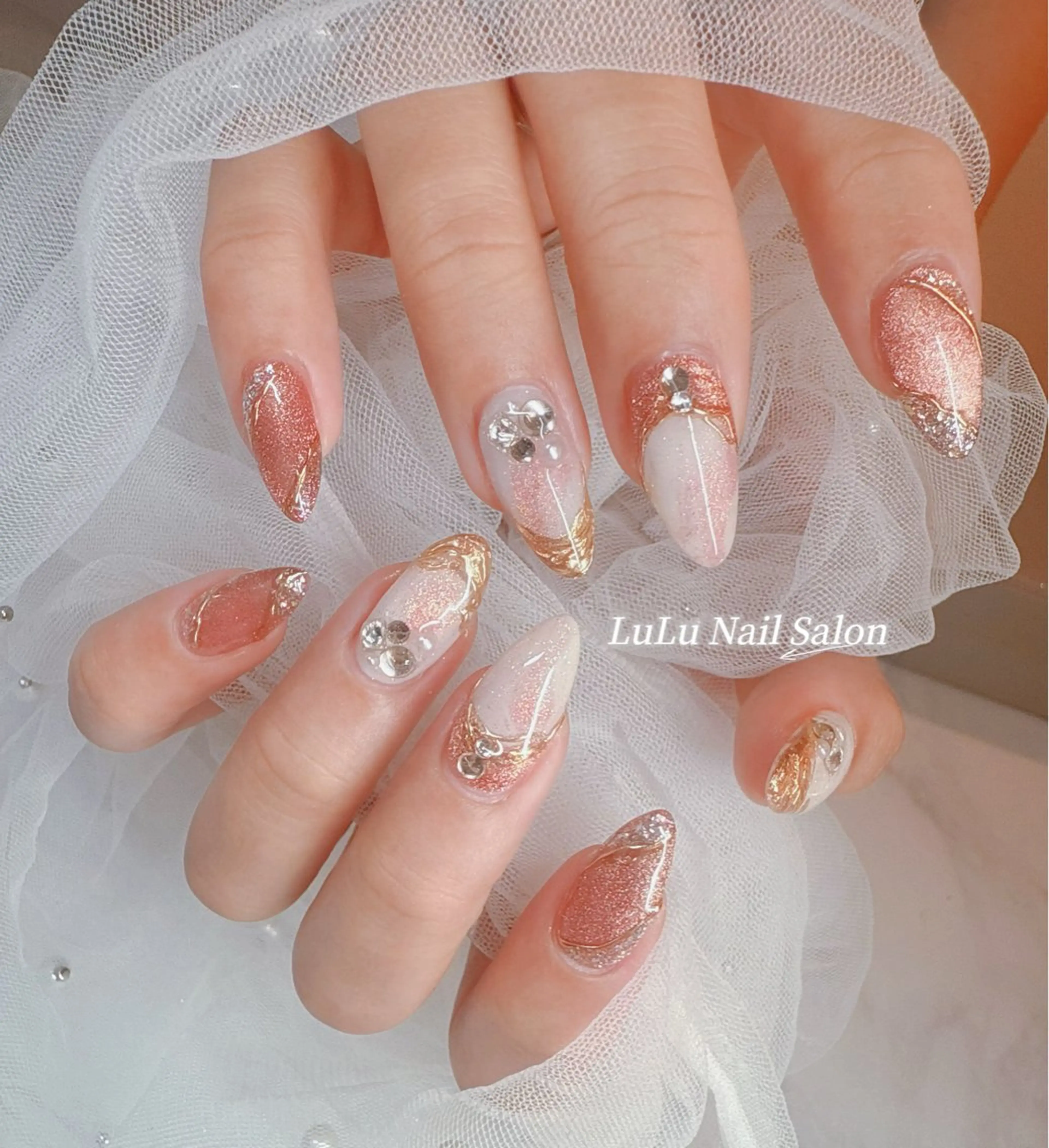 ネイル ハンドネイル LULU Nail  Salon 新宿所属・LU LU NailSalonのネイルデザイン