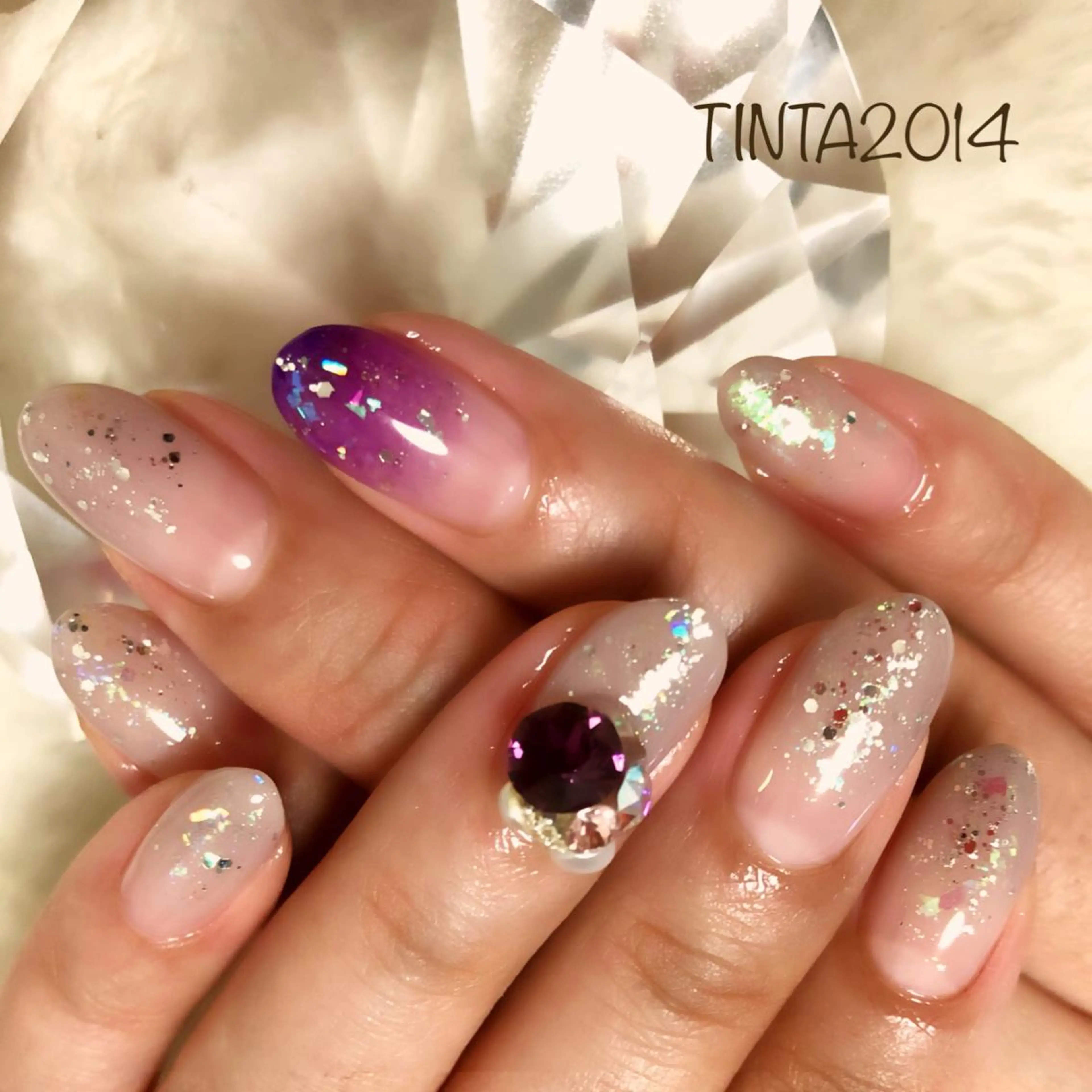 ネイル キラキラネイル ストーンネイル ネイルサロン ティンタ所属・馬場 典子のネイルデザイン