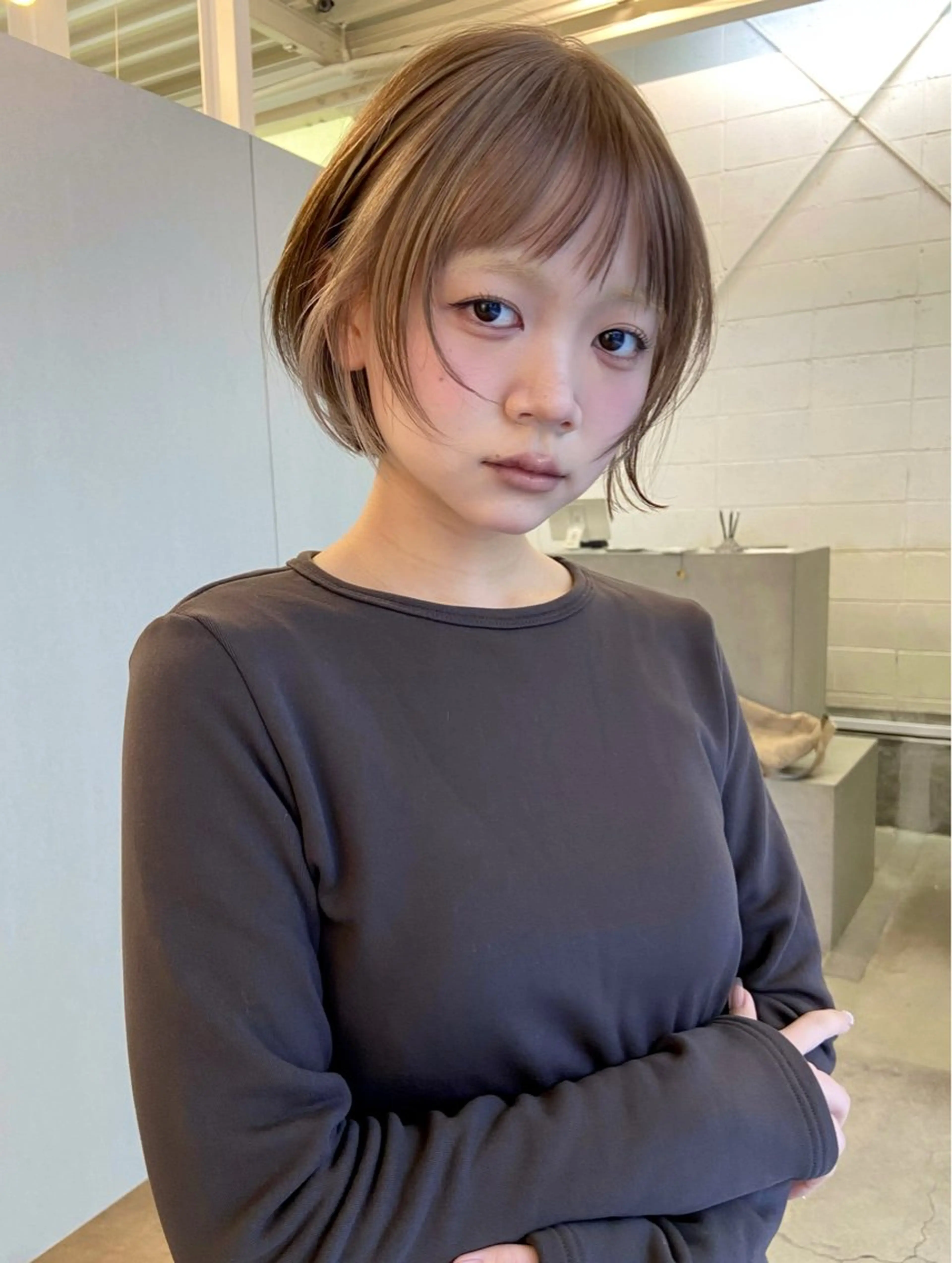 ショート カラー 牧野 桃香のヘアスタイル