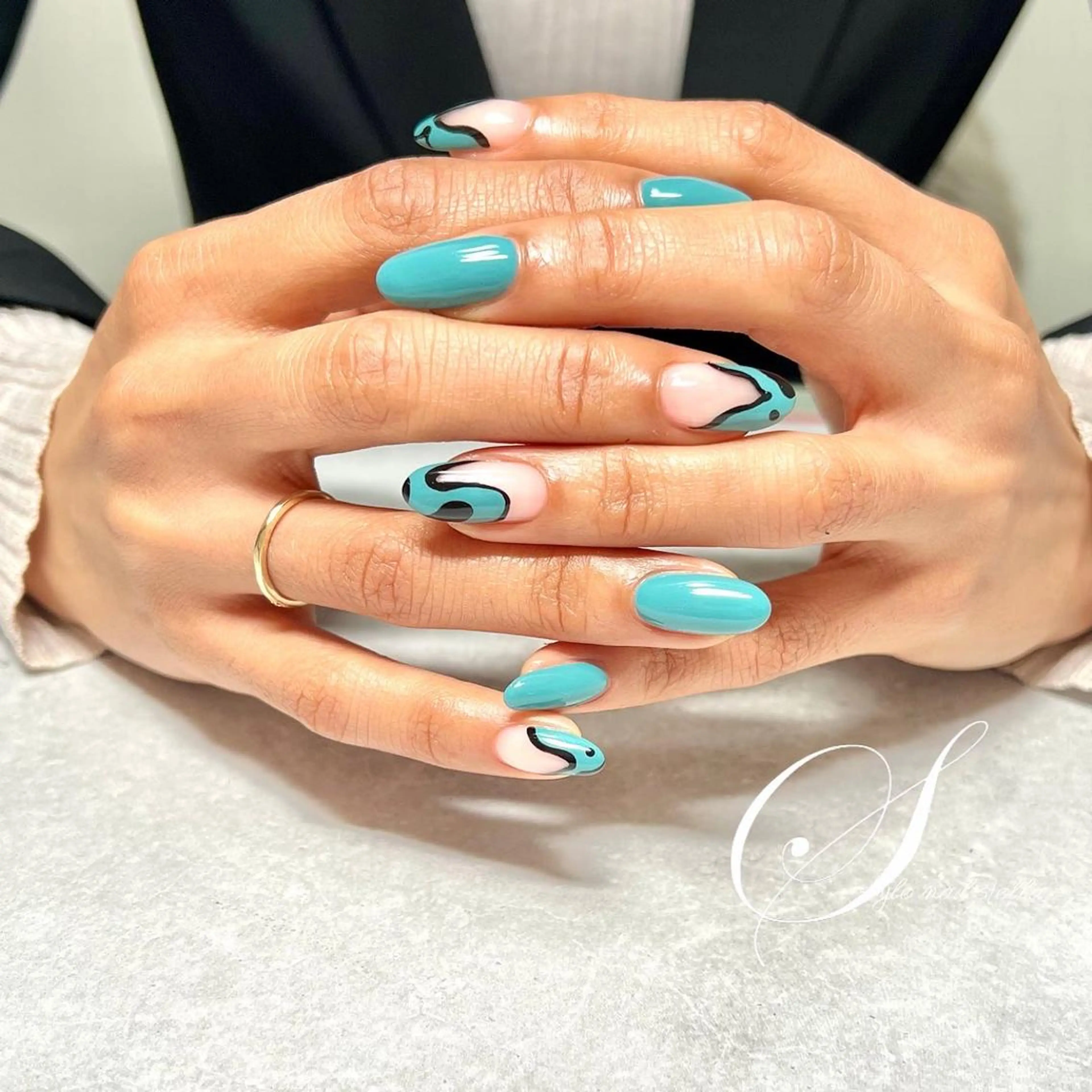 ネイル フレンチネイル ワンカラーネイル ステラ marikominoのネイルデザイン