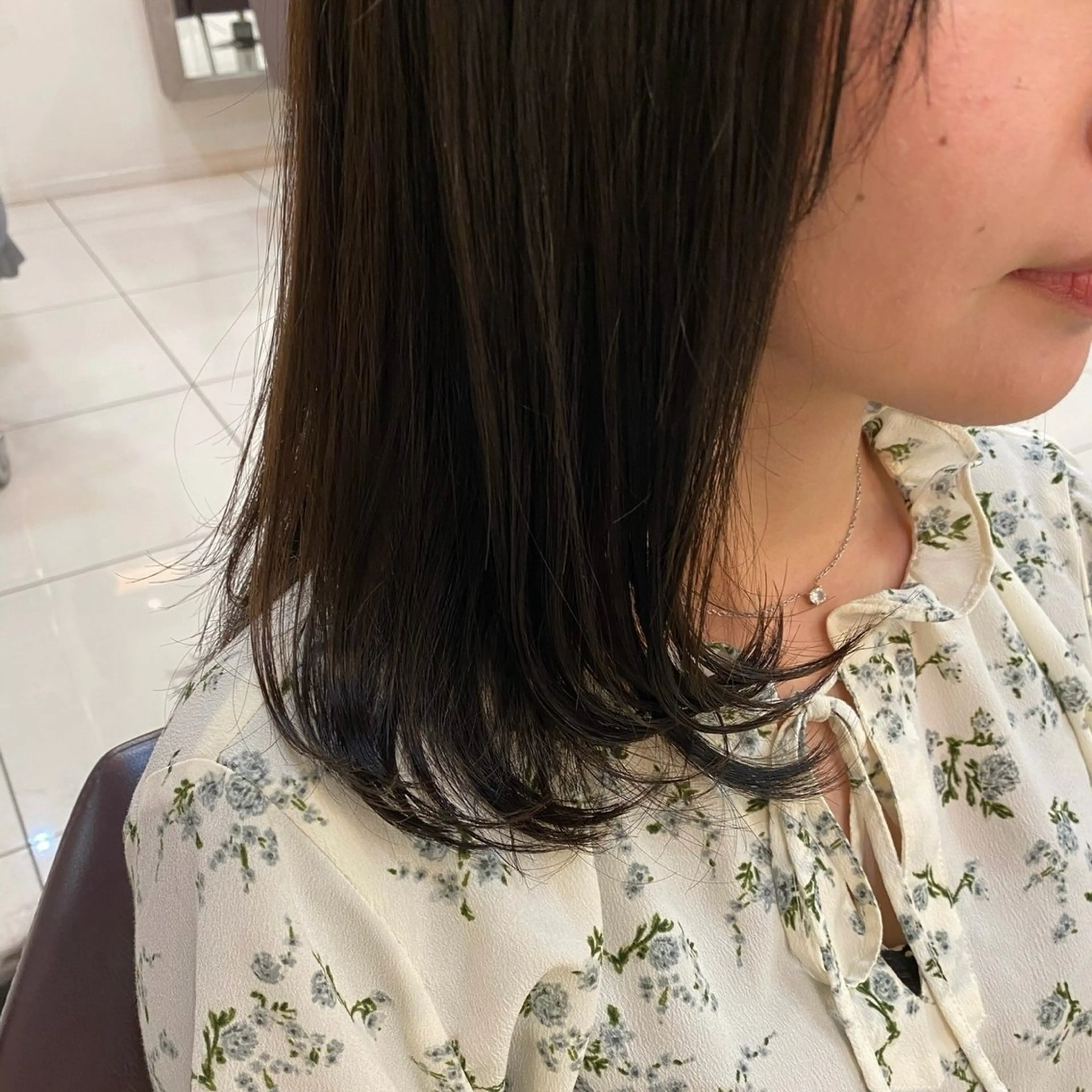 ミディアム knot hair&products成田公津の杜所属・林 莉瑠のヘアスタイル