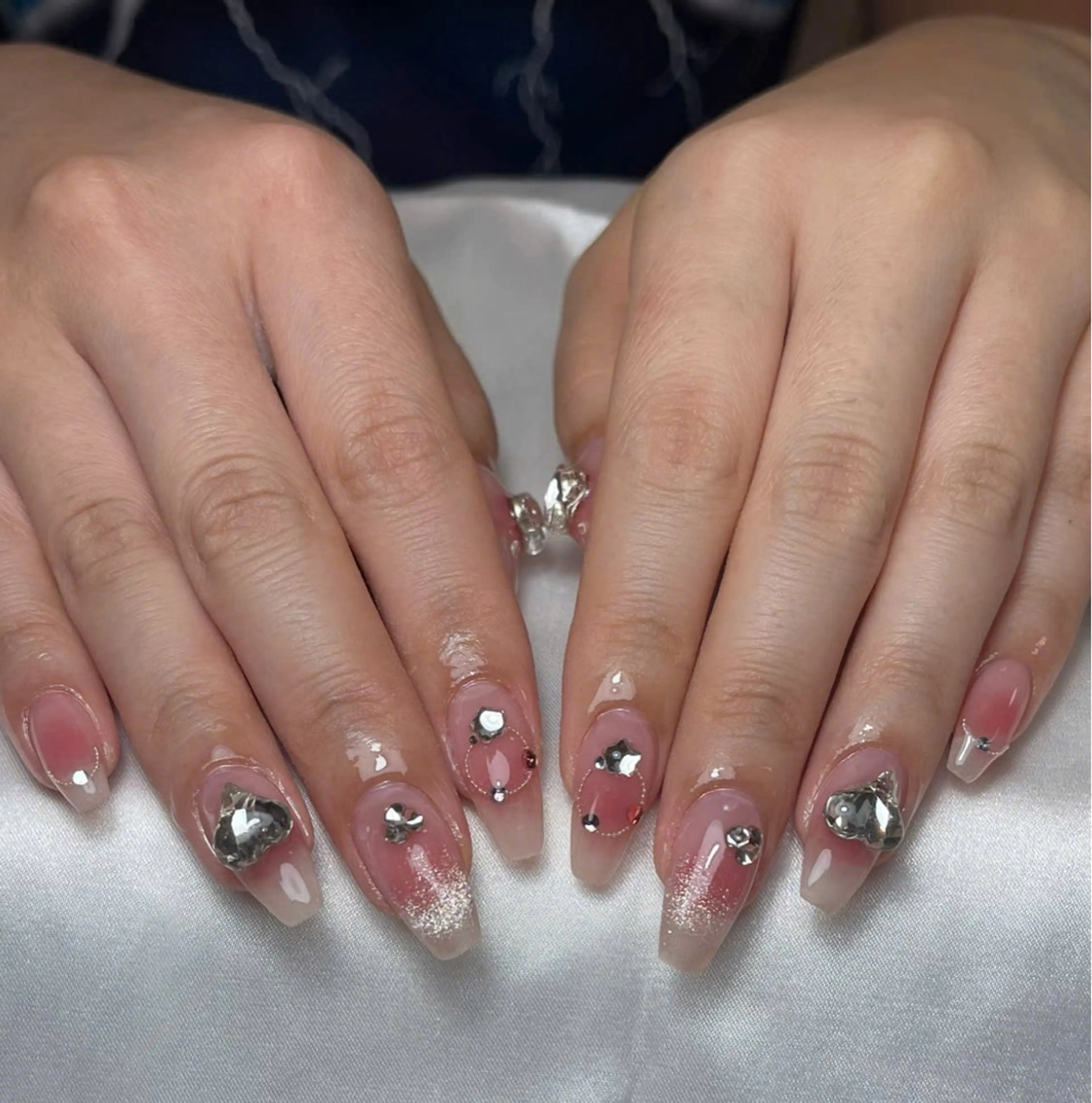 ネイル Lyna 池袋のネイルデザイン