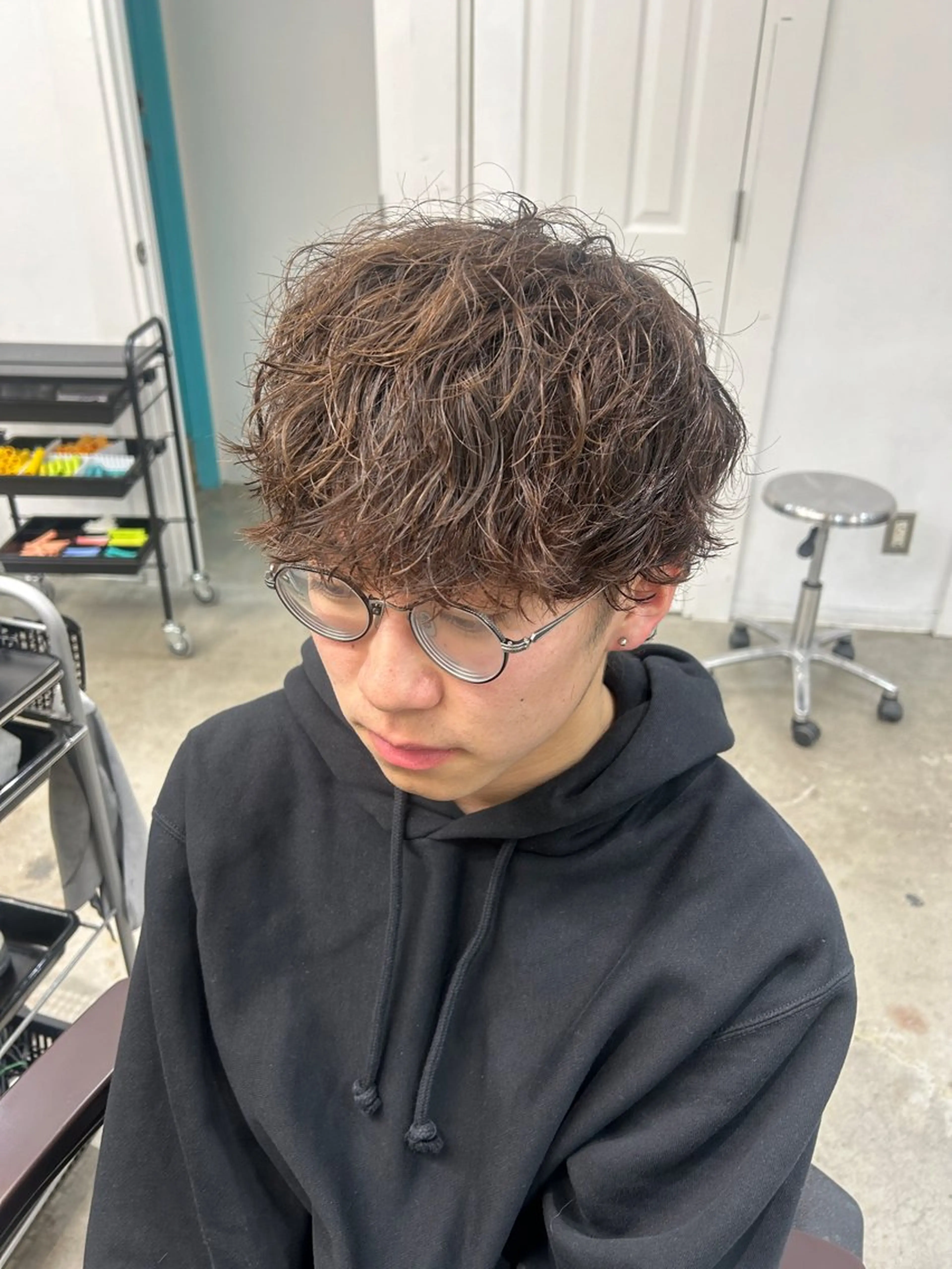 カラー パーマ メンズ ナチュラル大人っぽい スタイル　MAORIのヘアスタイル