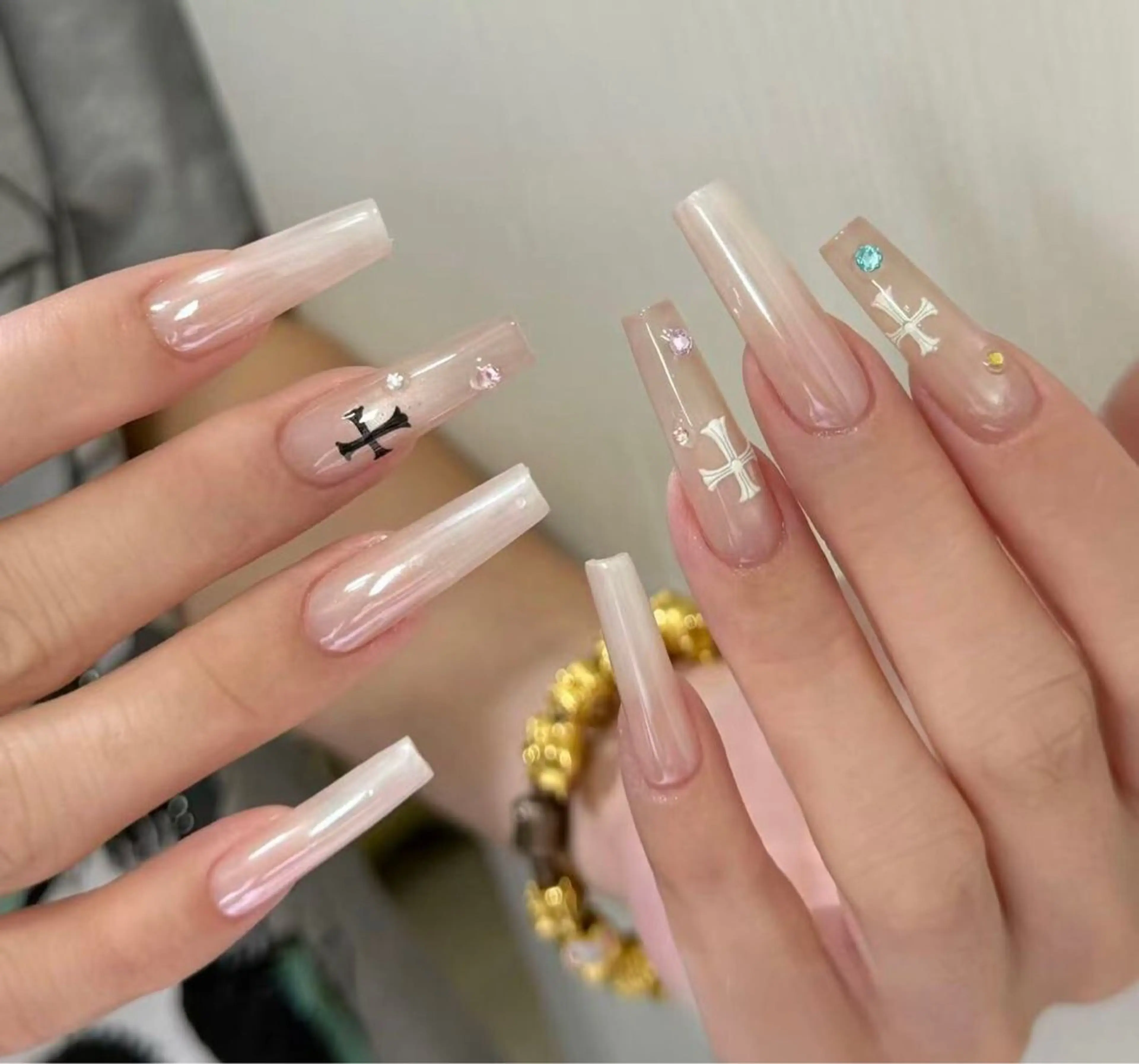 ネイル 小 雨のネイルデザイン