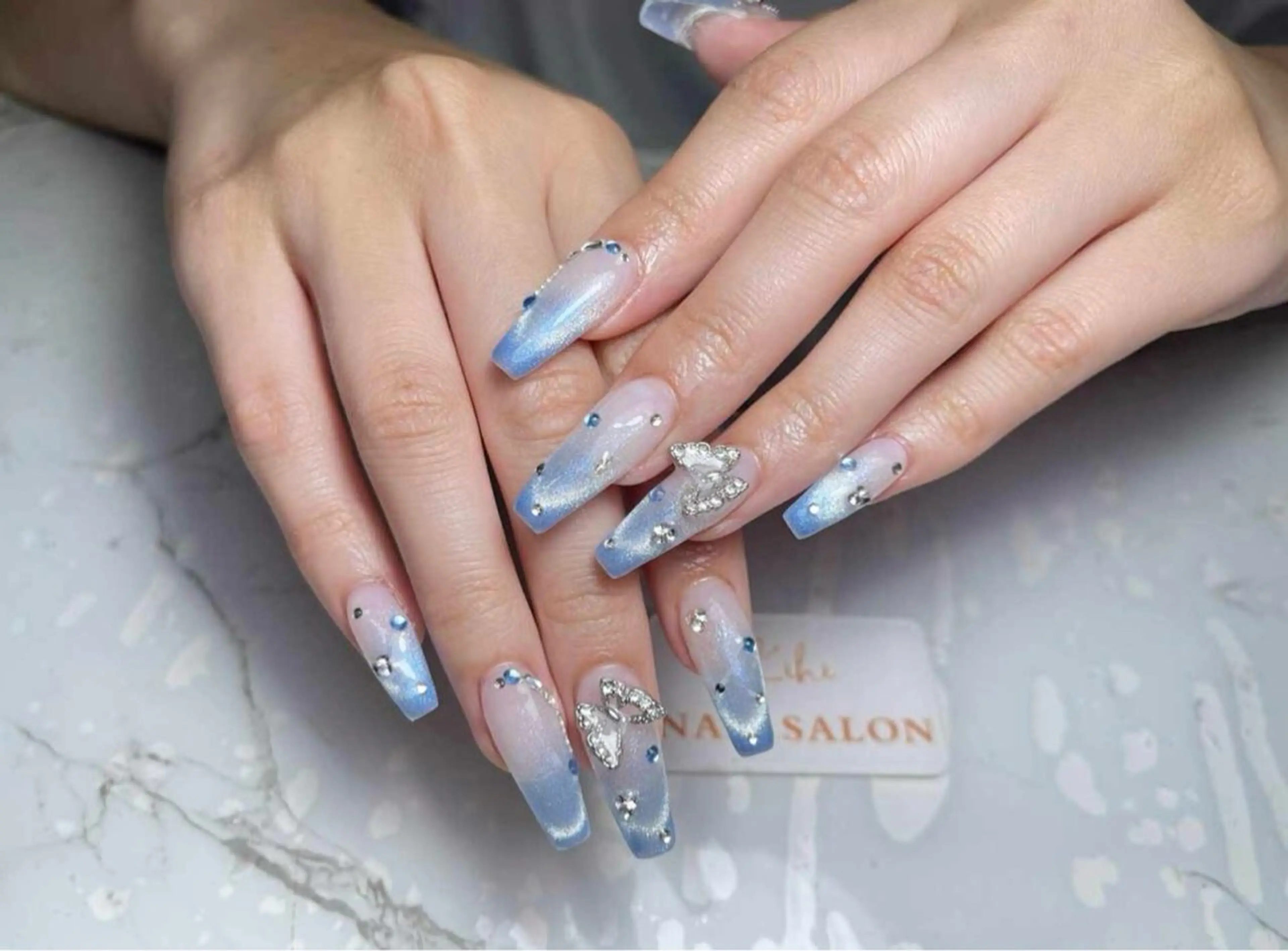 ネイル アートネイル ジェルネイル キラキラネイル 韓国ネイル スカルプネイル ハンドネイル 清水 ユナのネイルデザイン